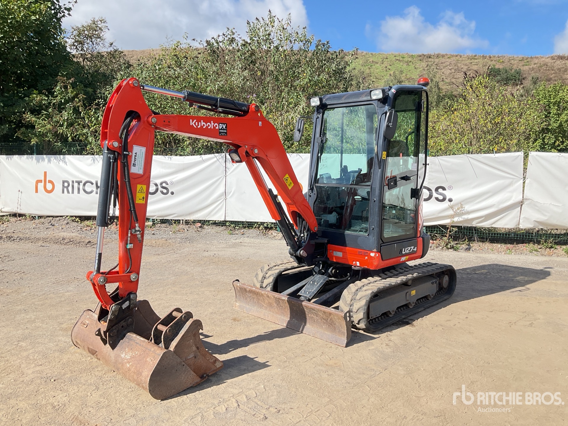 Photo of 2022 Kubota U27-4