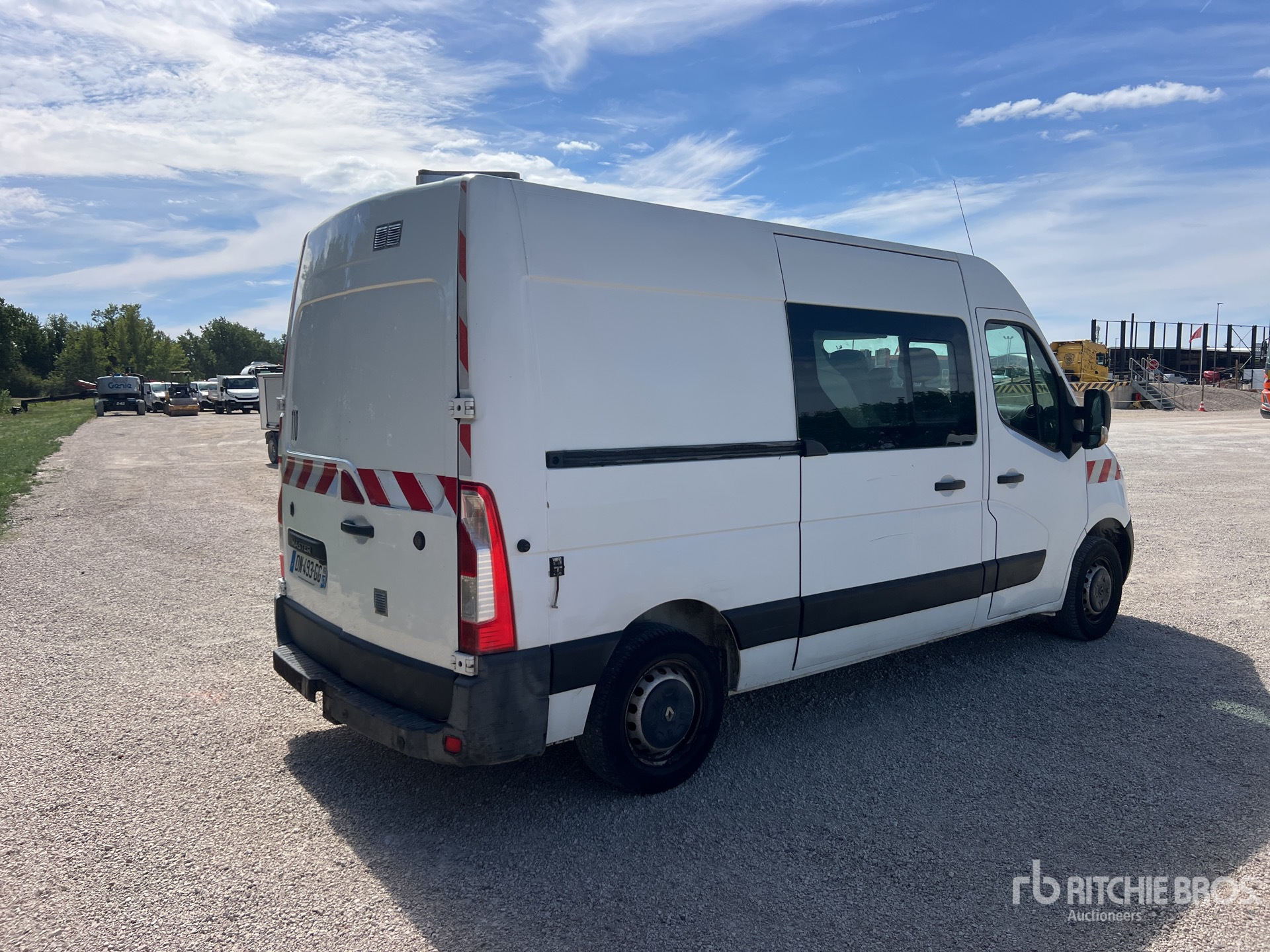 2015 Renault MASTER DCI125