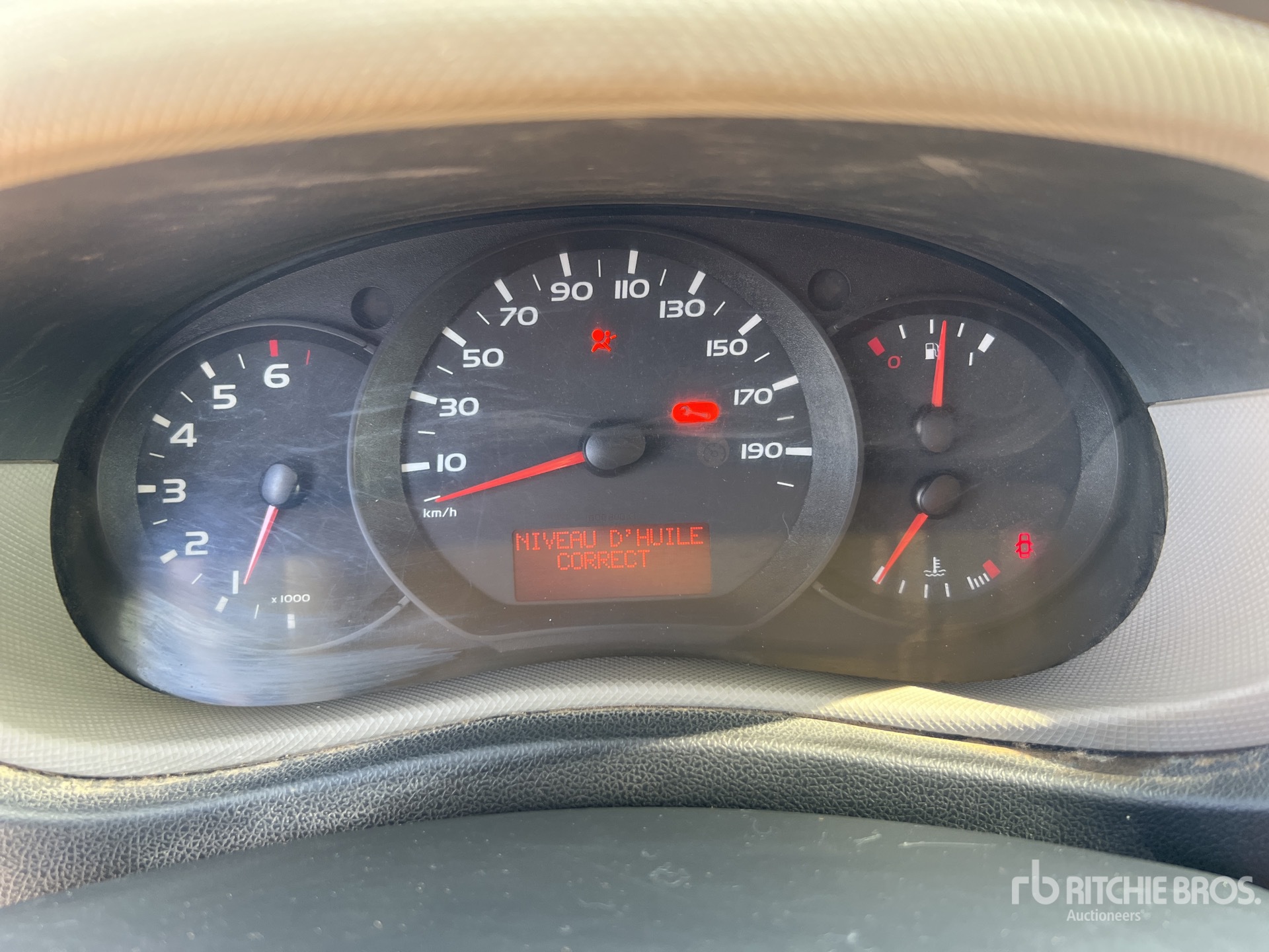 2015 Renault MASTER DCI125