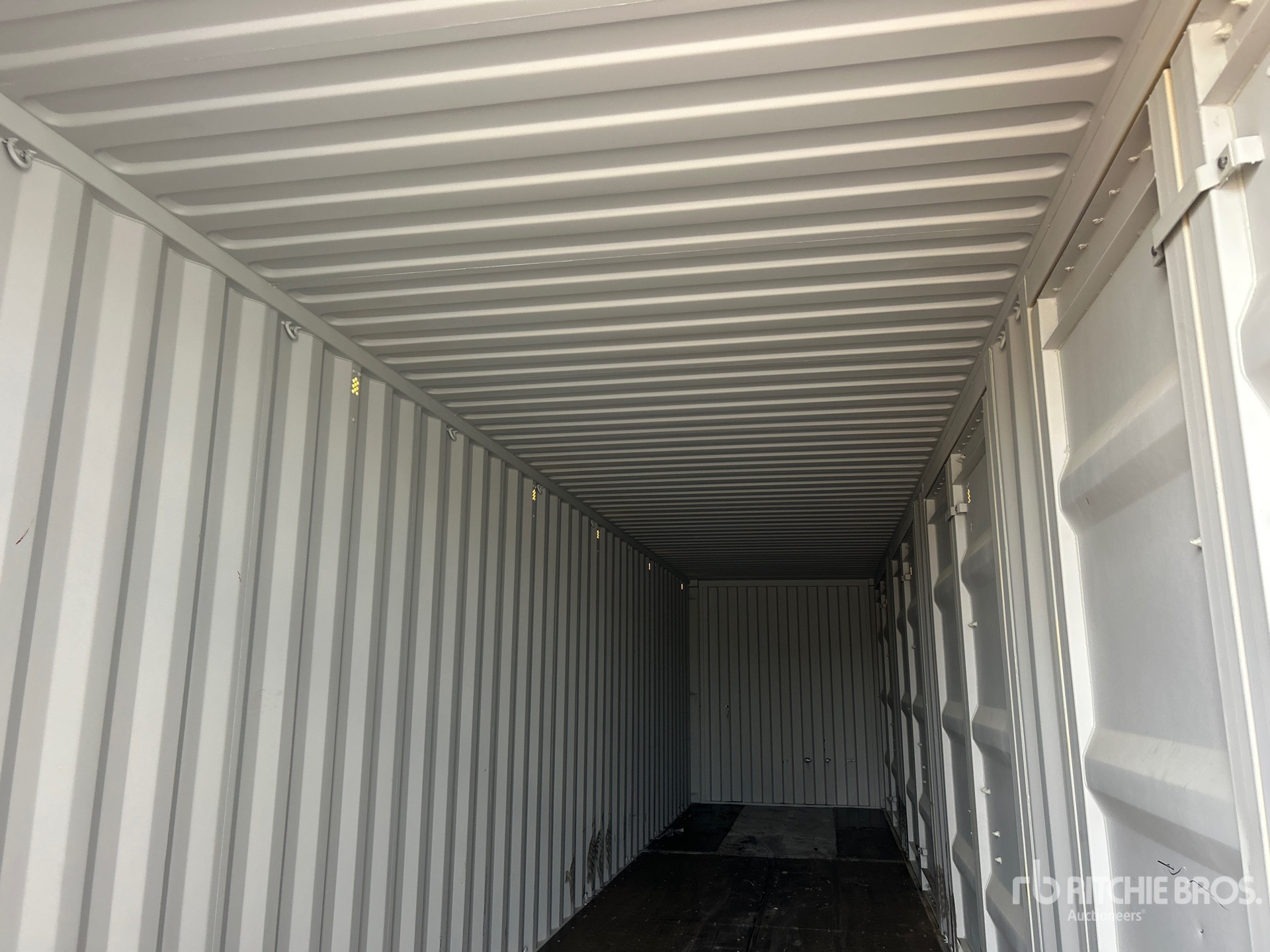 2026 LYALS 40 FT HIGH CUBE MULTI-DOOR