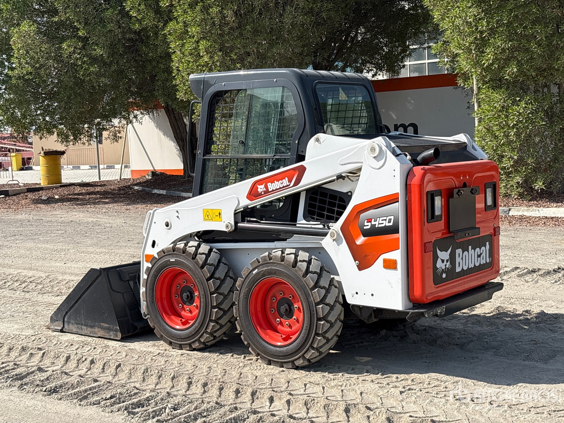 2025 Bobcat S450