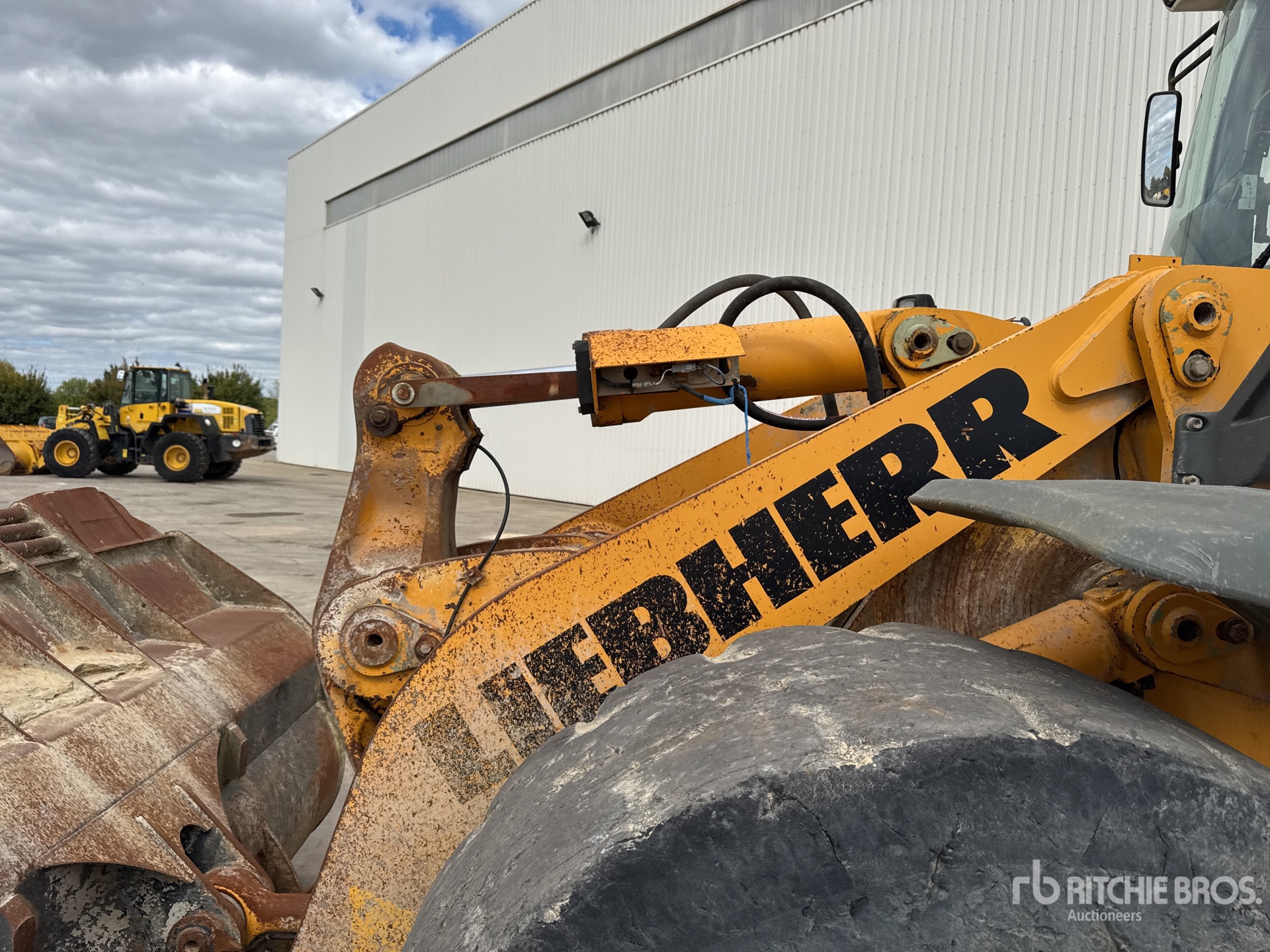 2007 Liebherr L556