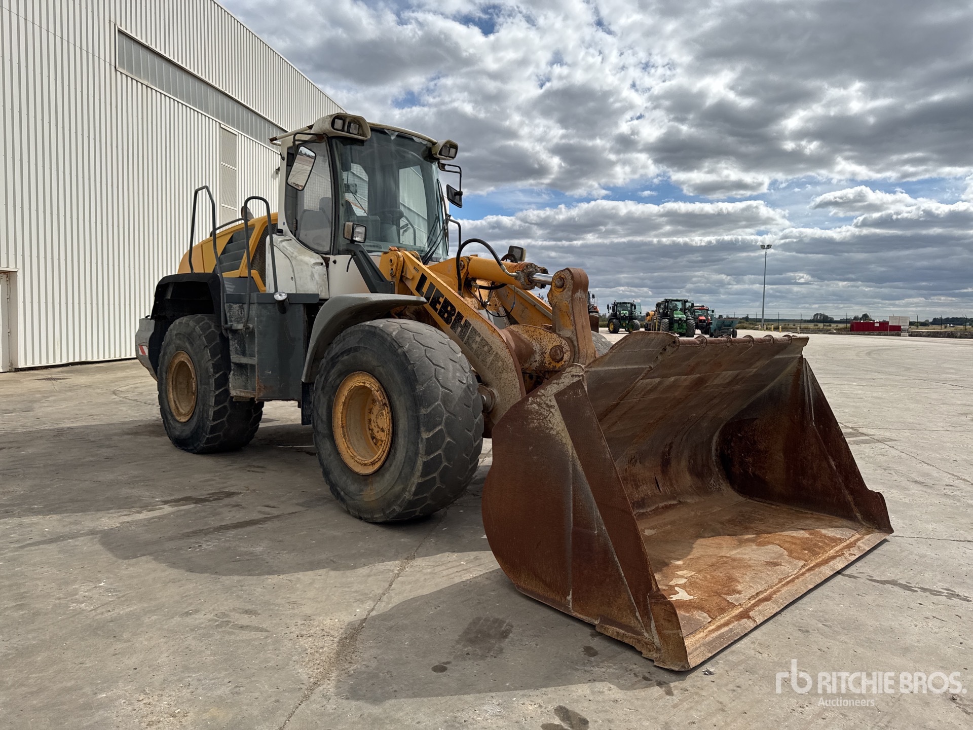 2007 Liebherr L556