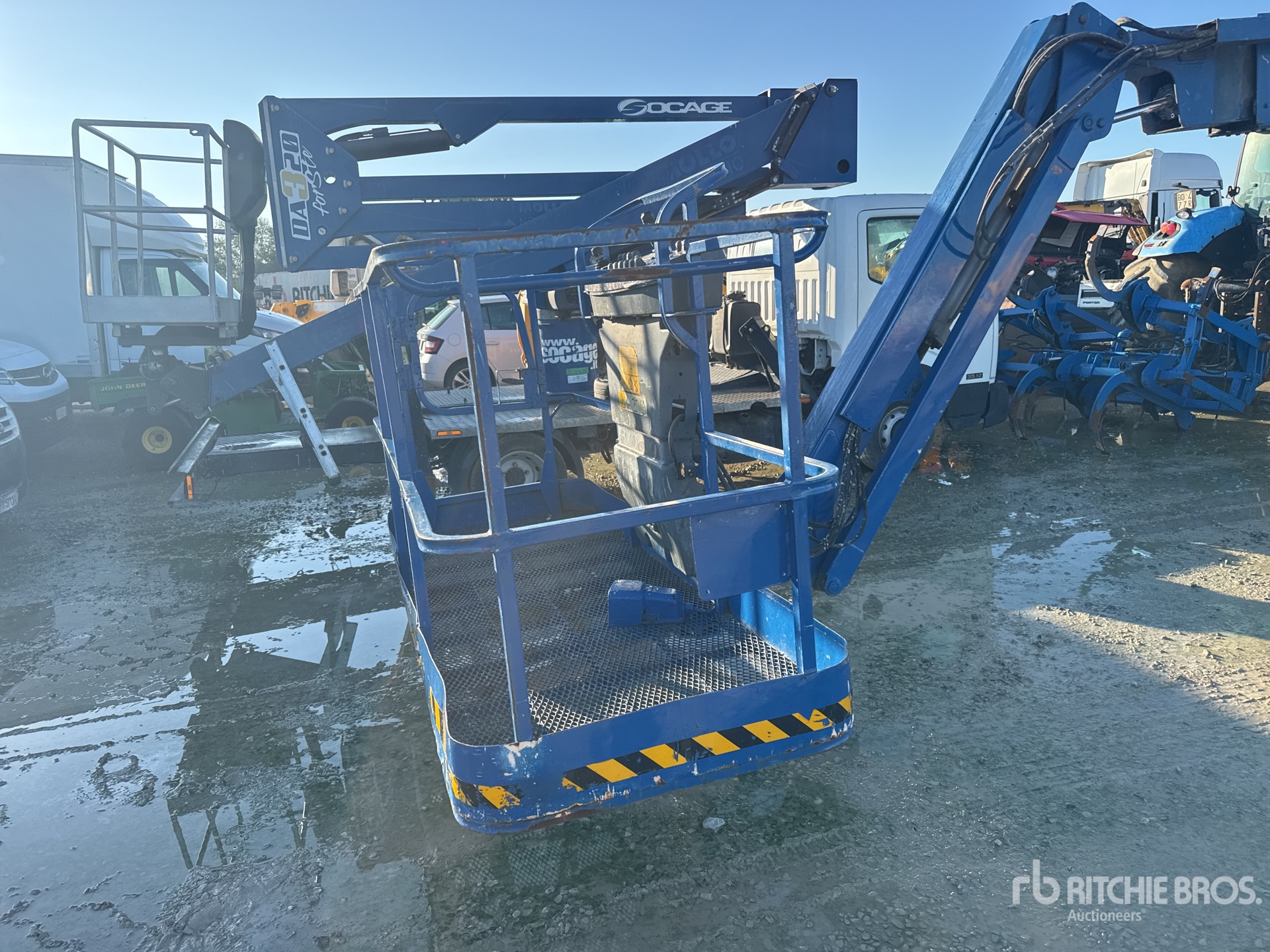 2007 JLG 800 AJ