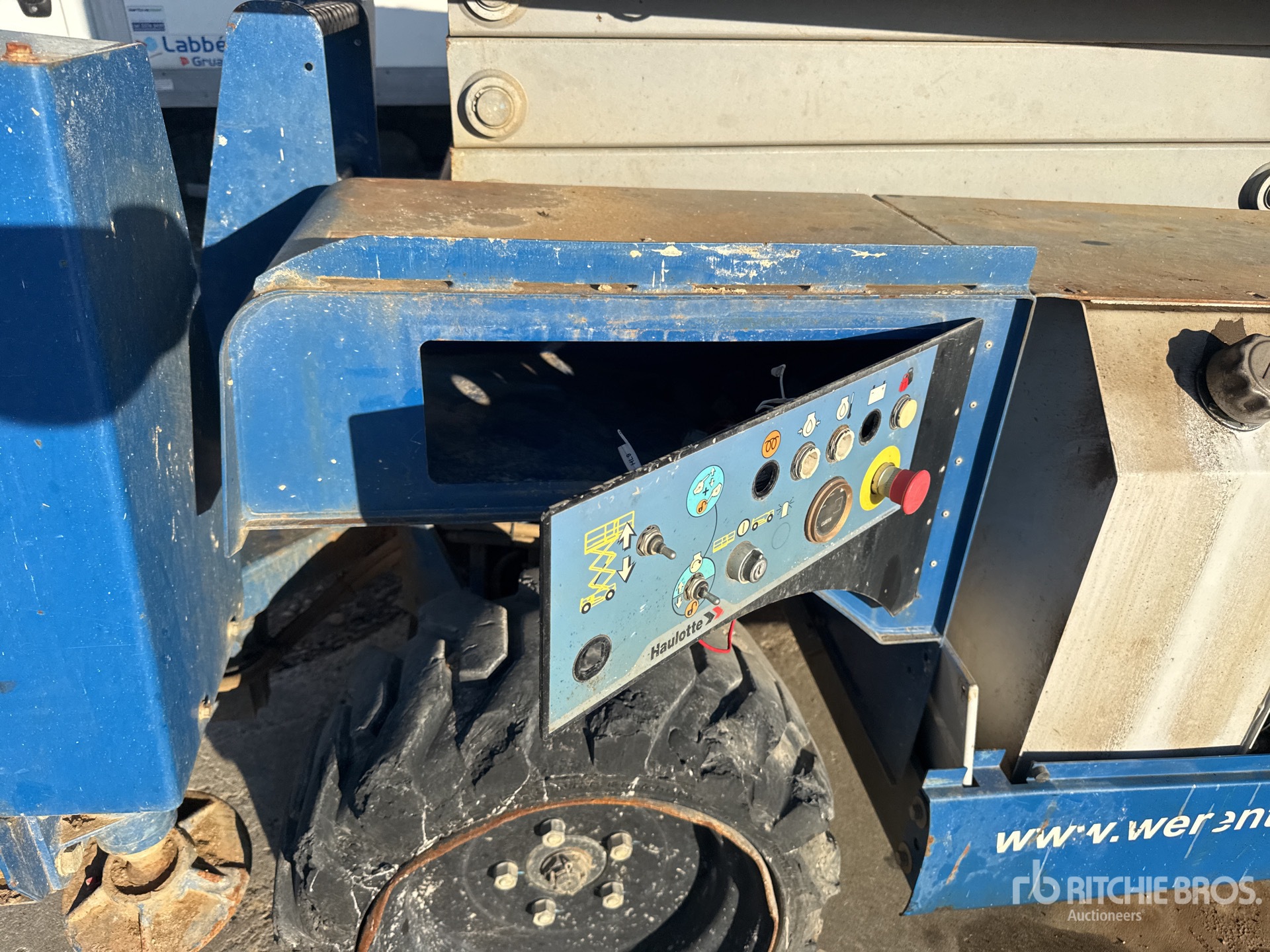2019 Haulotte COMPACT12DX