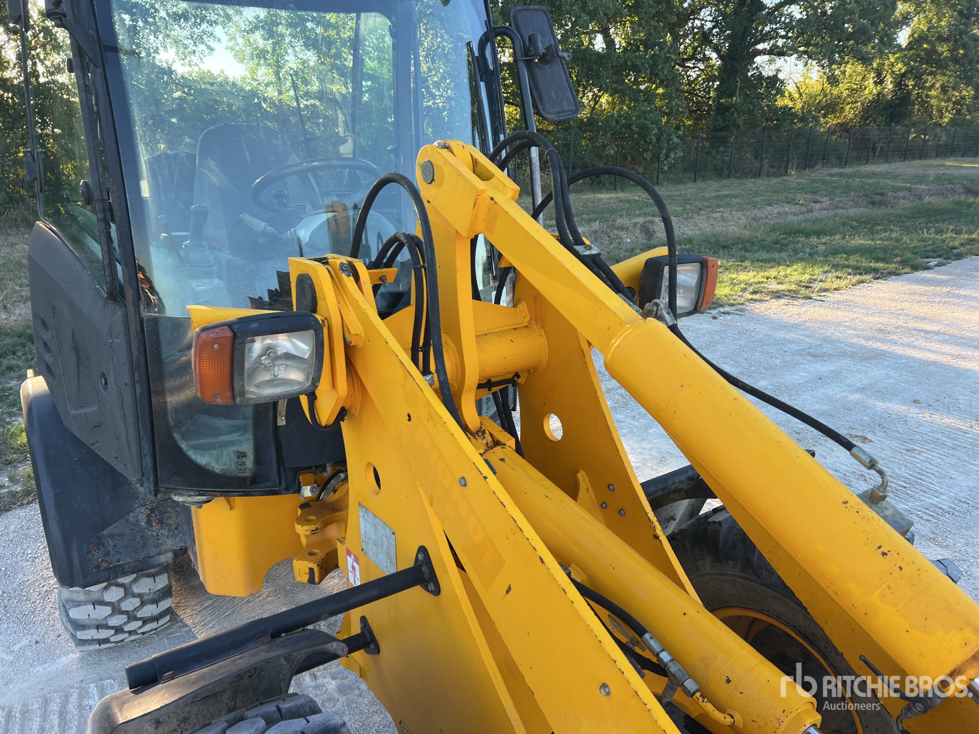 2007 JCB 406