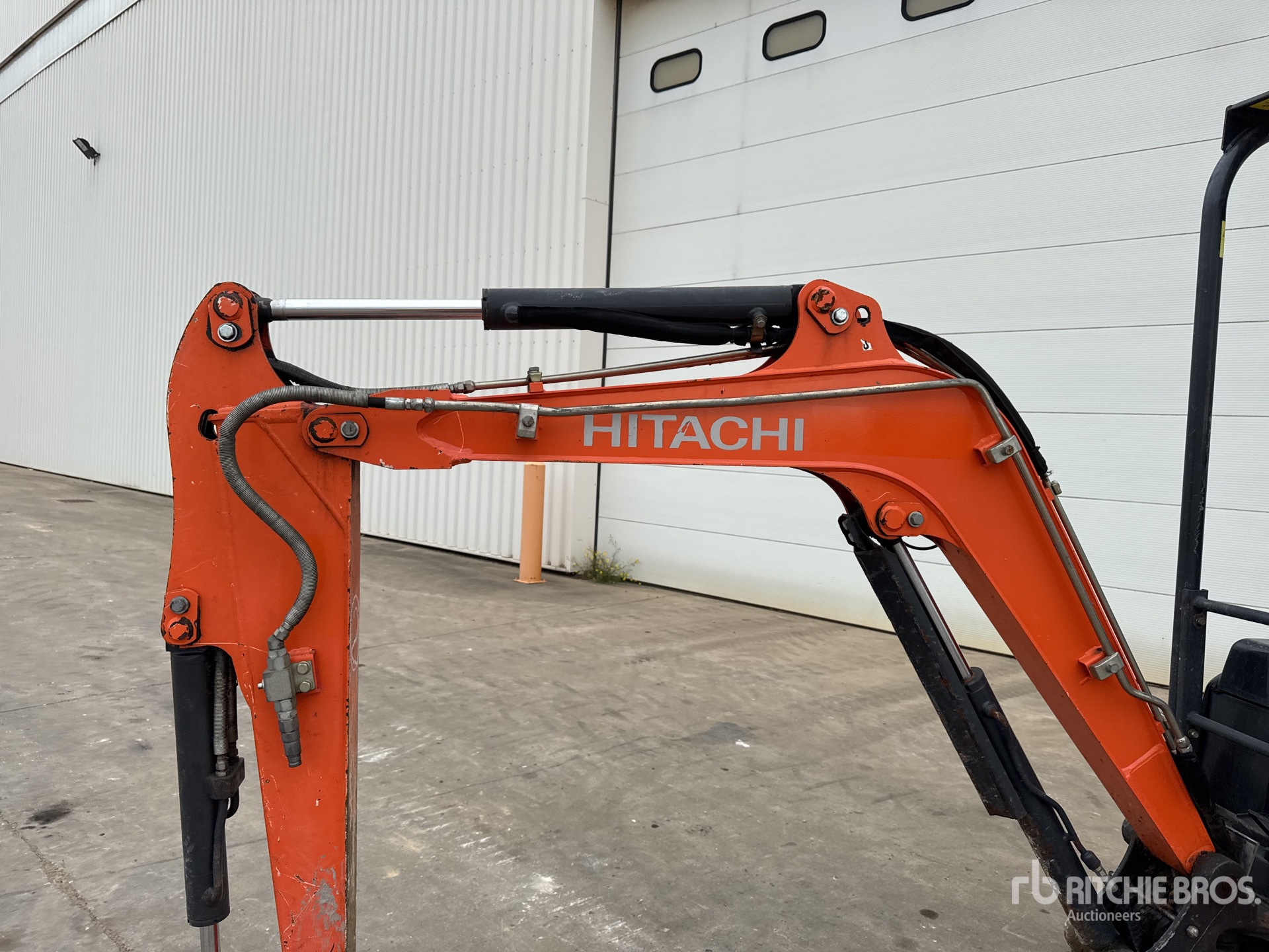 2017 Hitachi ZX19U-5