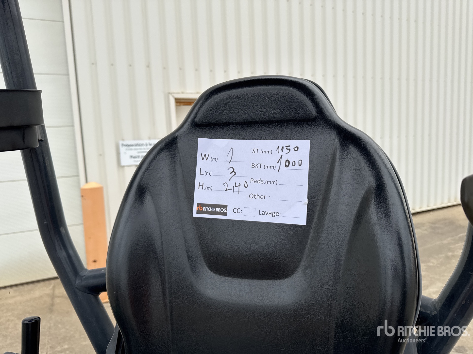 2017 Hitachi ZX19U-5