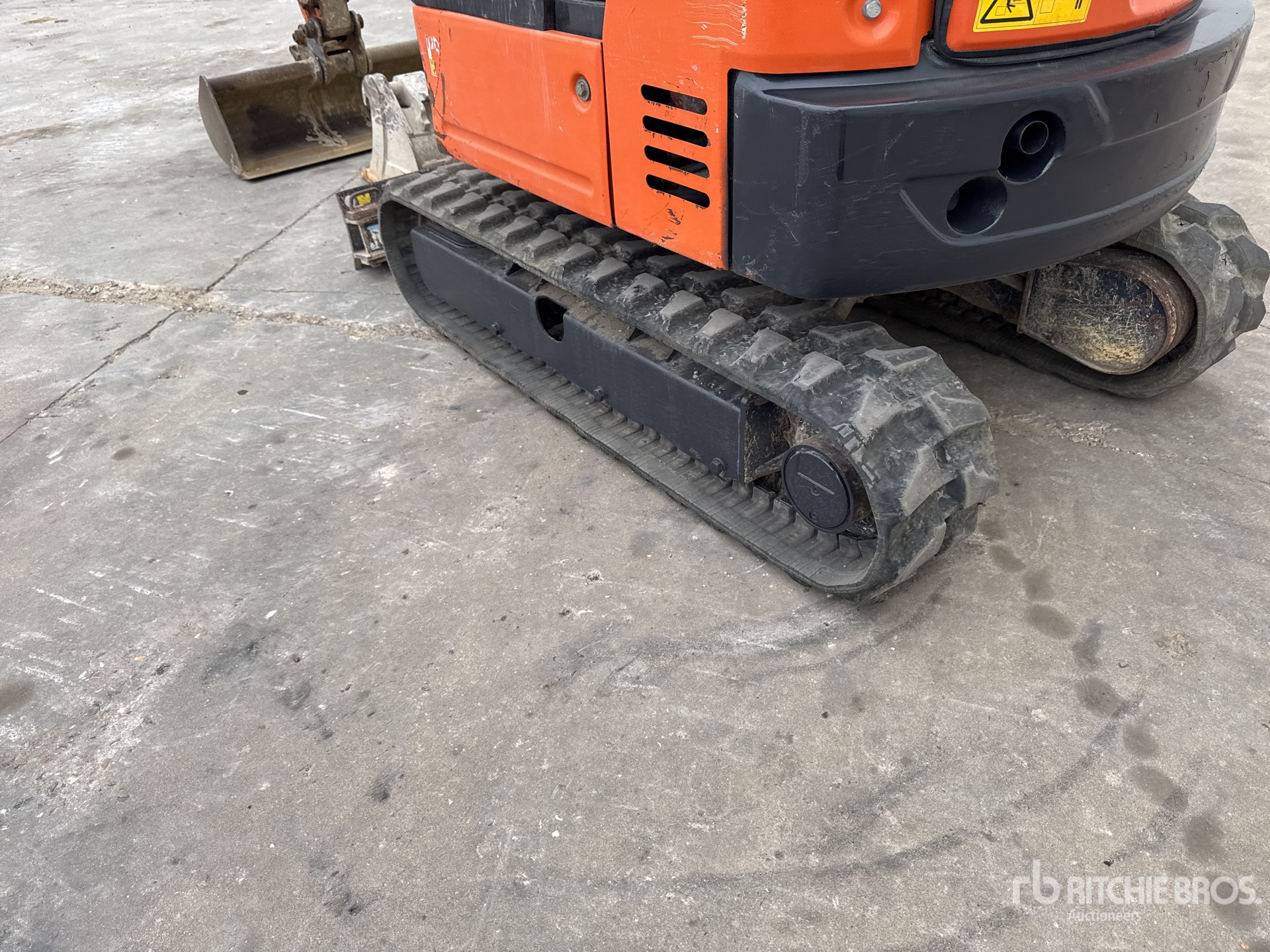 2017 Hitachi ZX19U-5