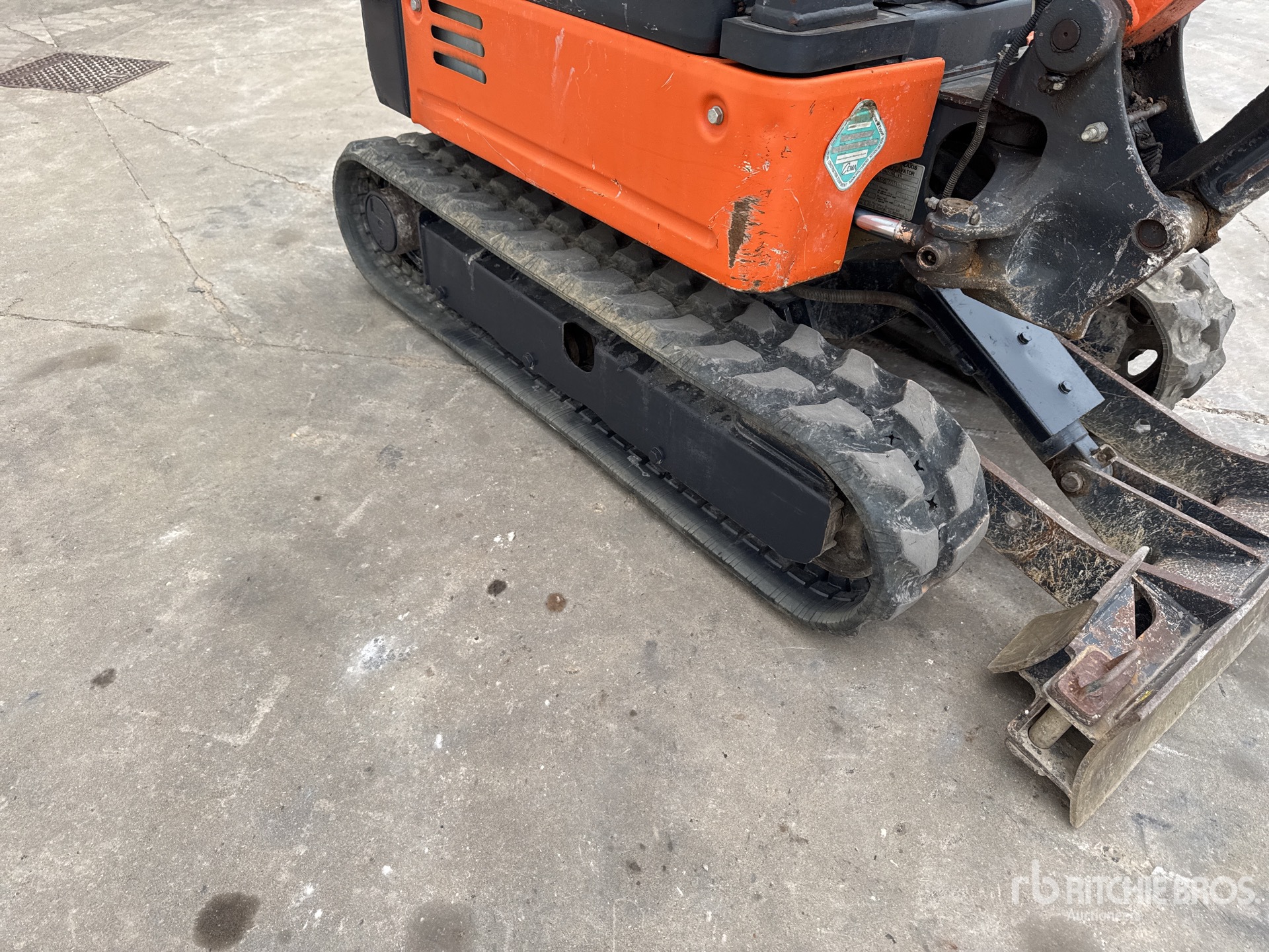 2017 Hitachi ZX19U-5