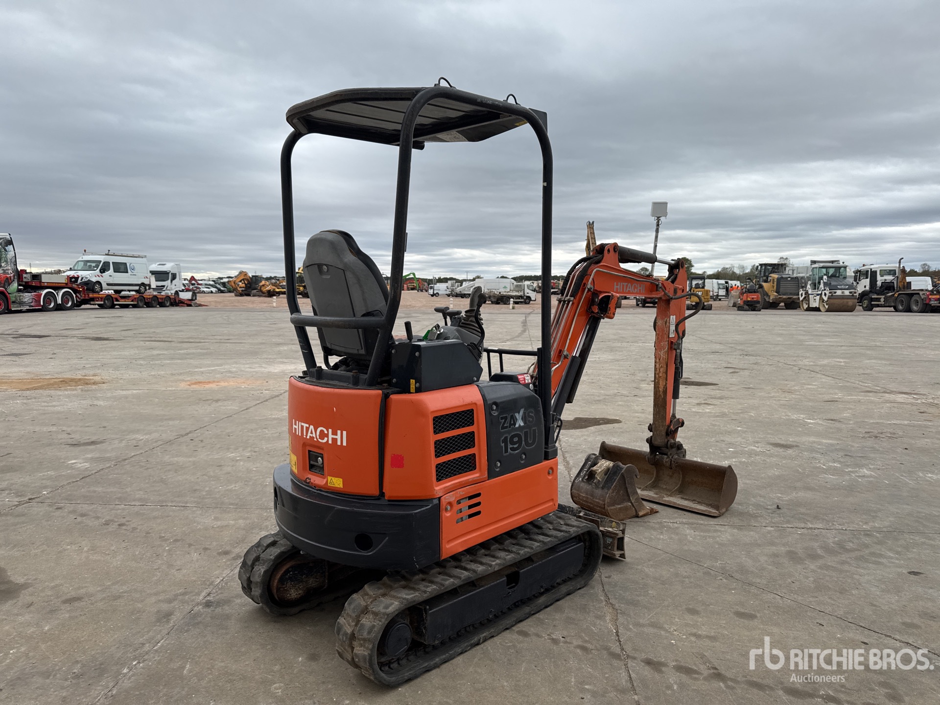 2017 Hitachi ZX19U-5A YR