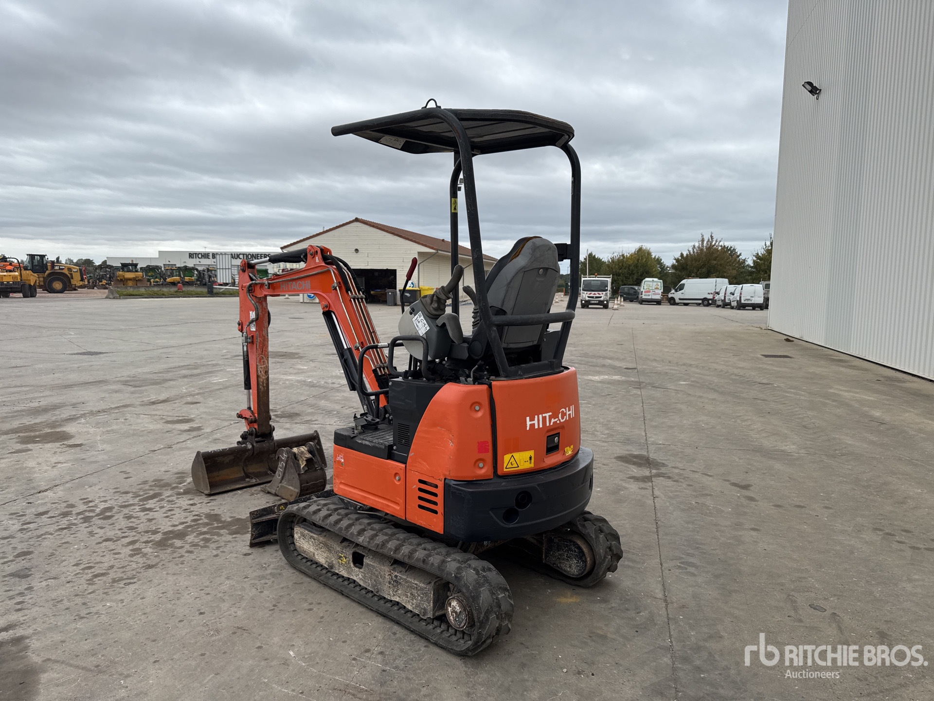 2017 Hitachi ZX19U-5A YR