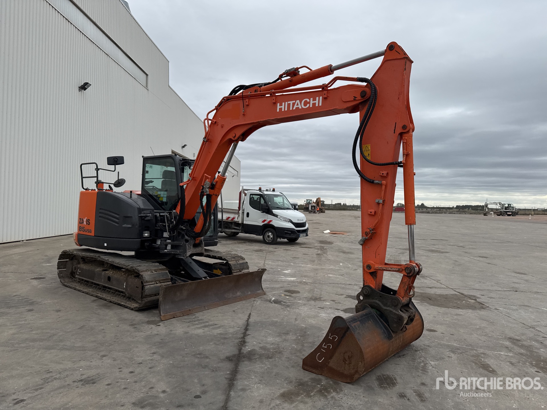 2018 Hitachi ZX85U