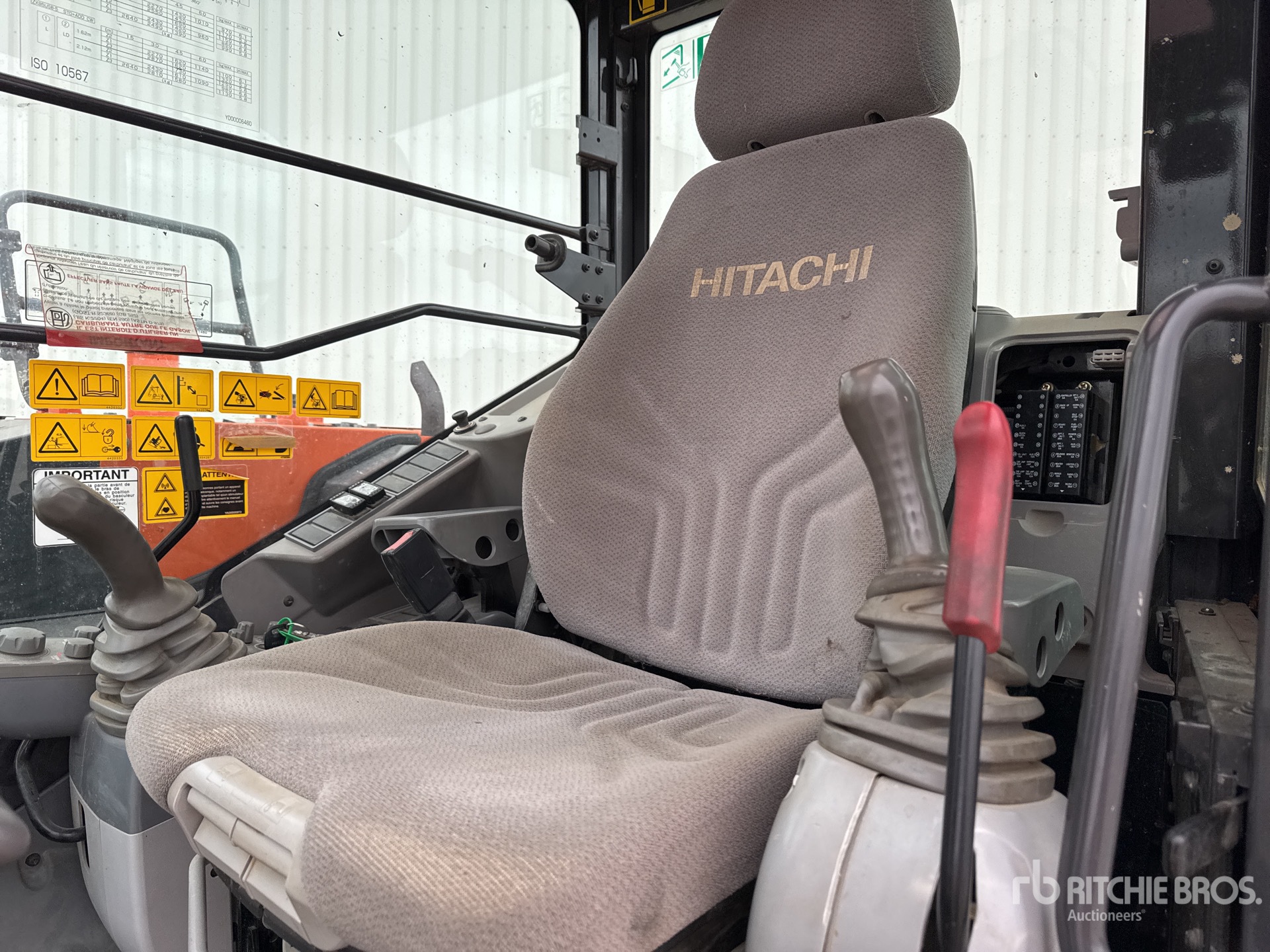 2018 Hitachi ZX85U