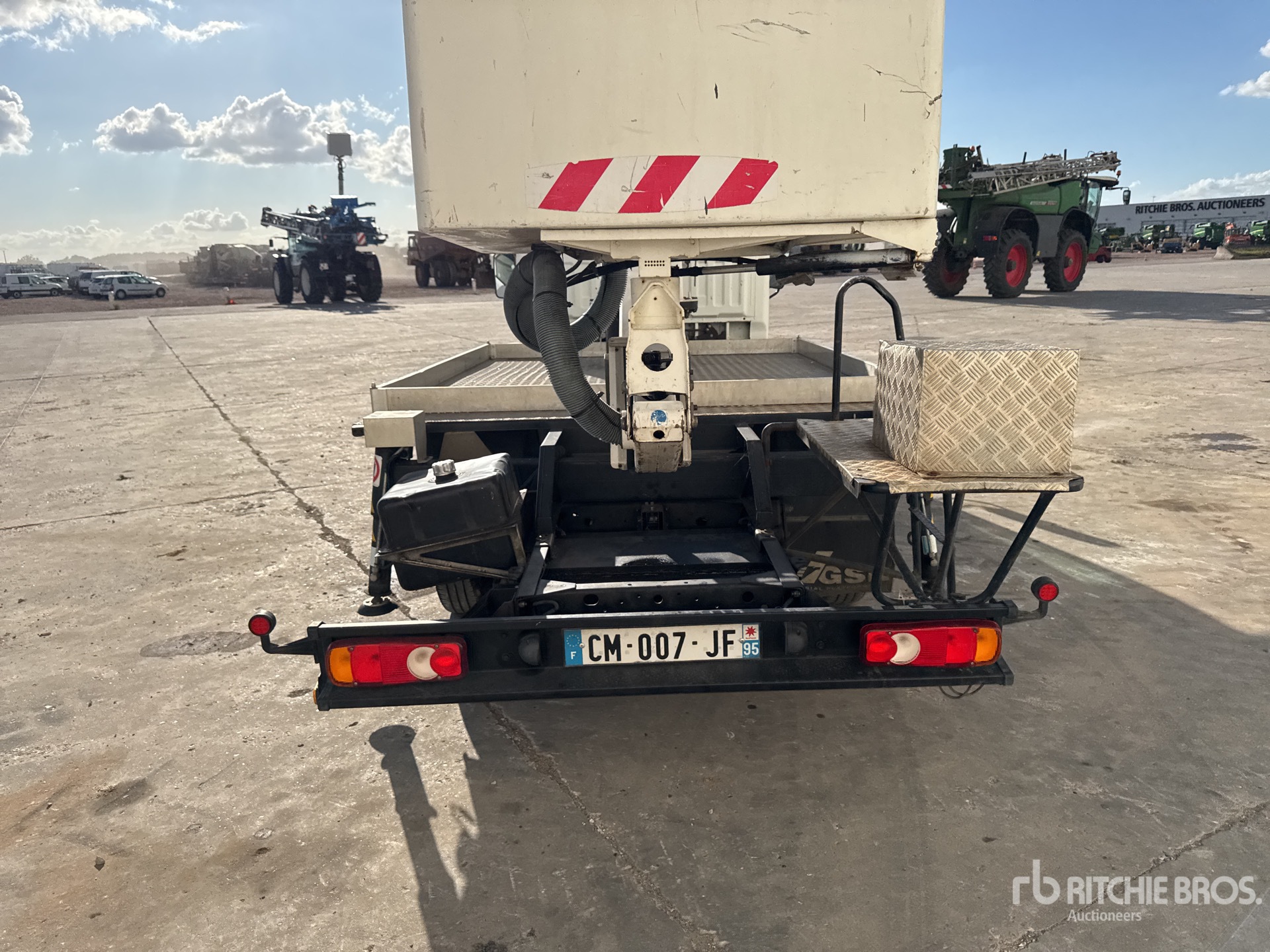 2012 Nissan CABSTAR 35.12