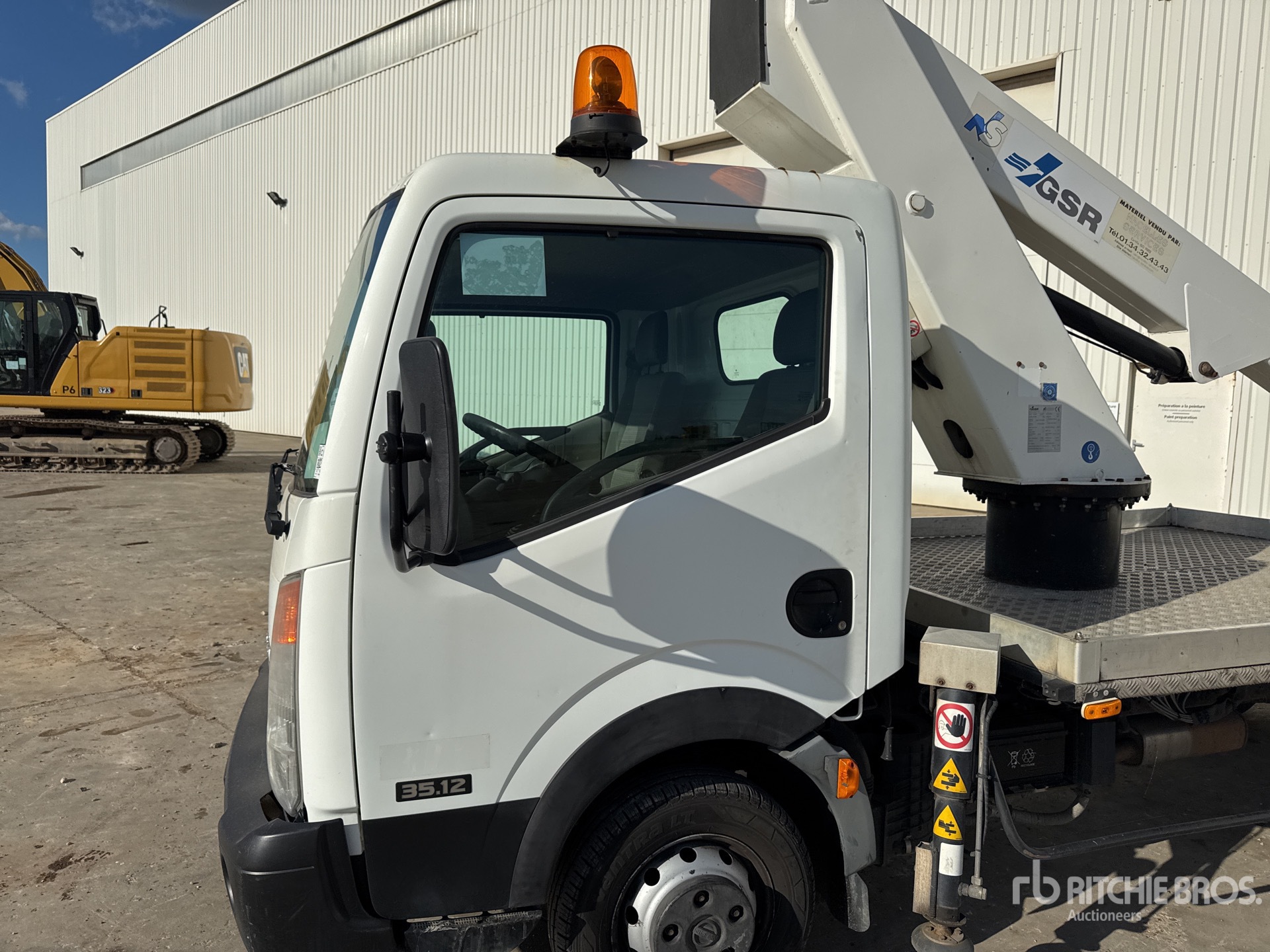 2012 Nissan CABSTAR 35.12
