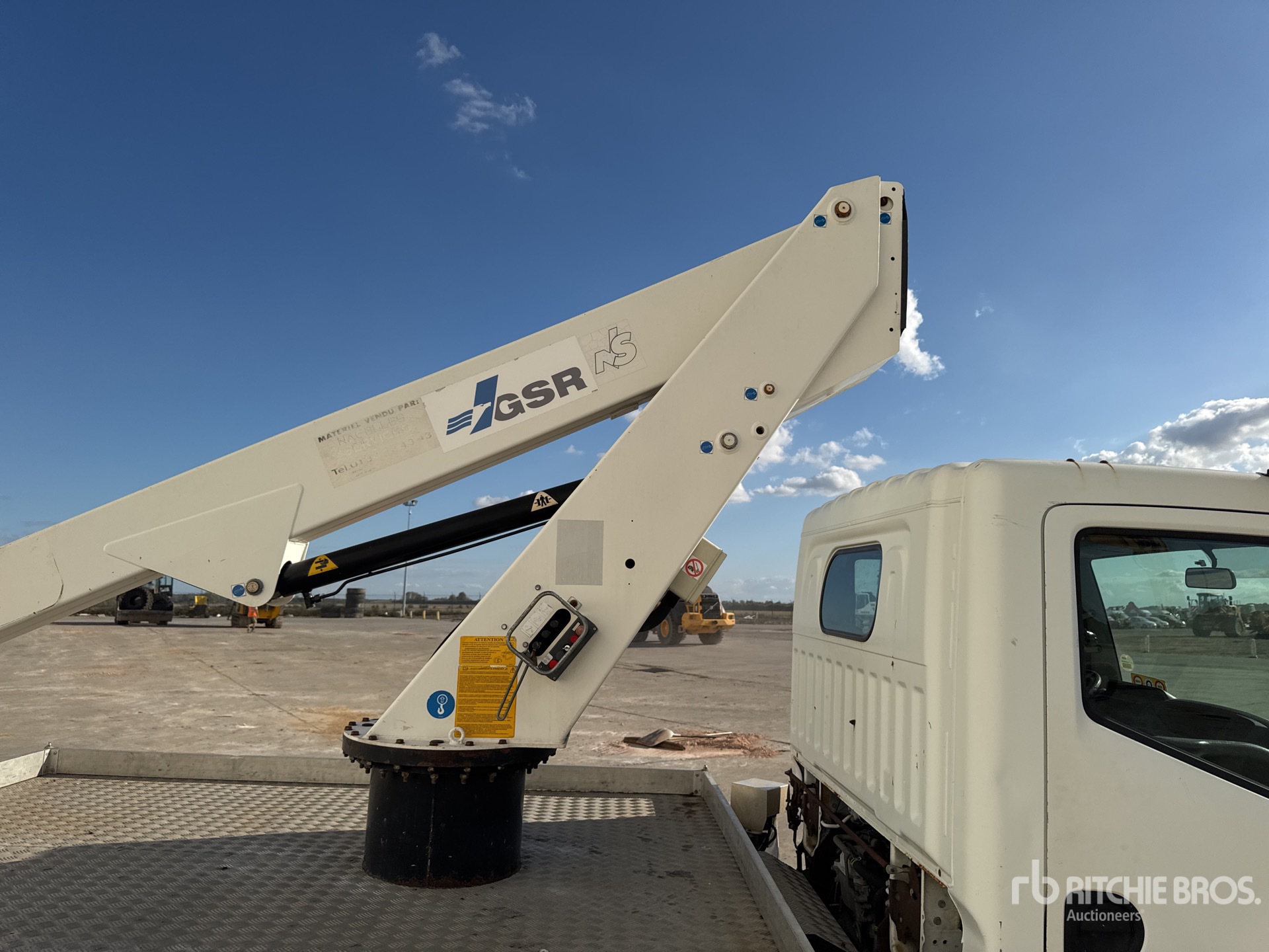 2012 Nissan CABSTAR 35.12