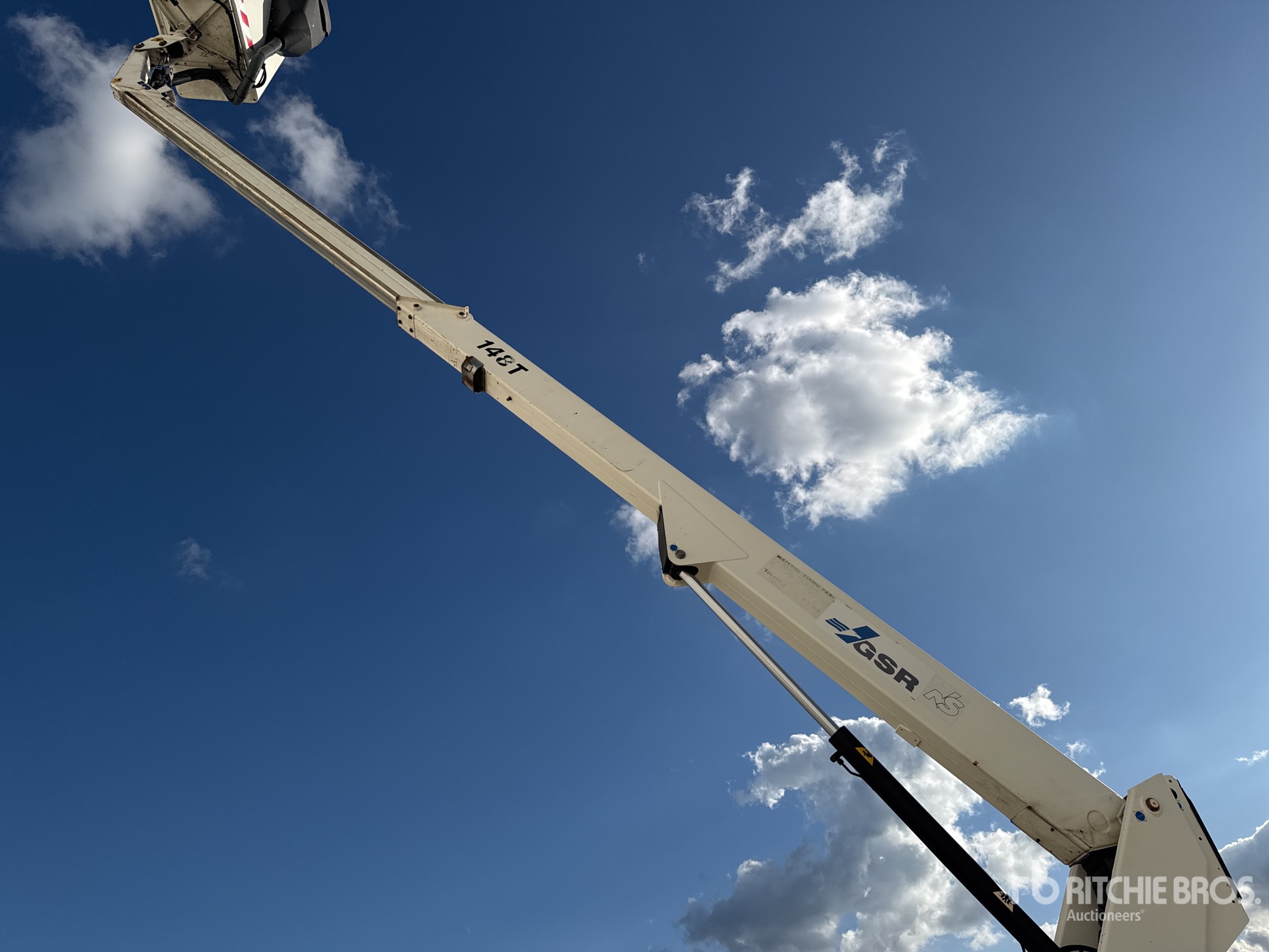 2012 Nissan CABSTAR 35.12