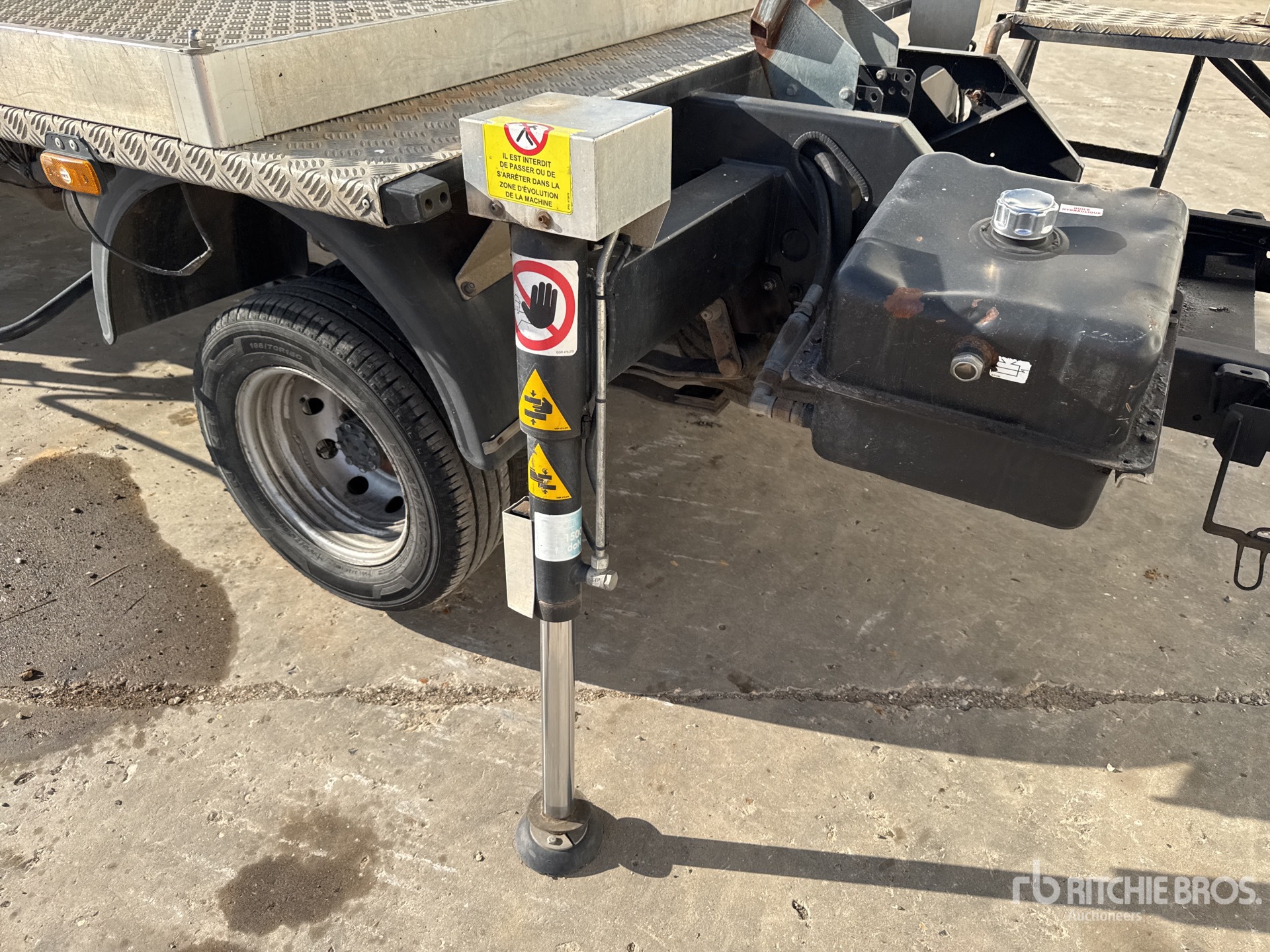2012 Nissan CABSTAR 35.12