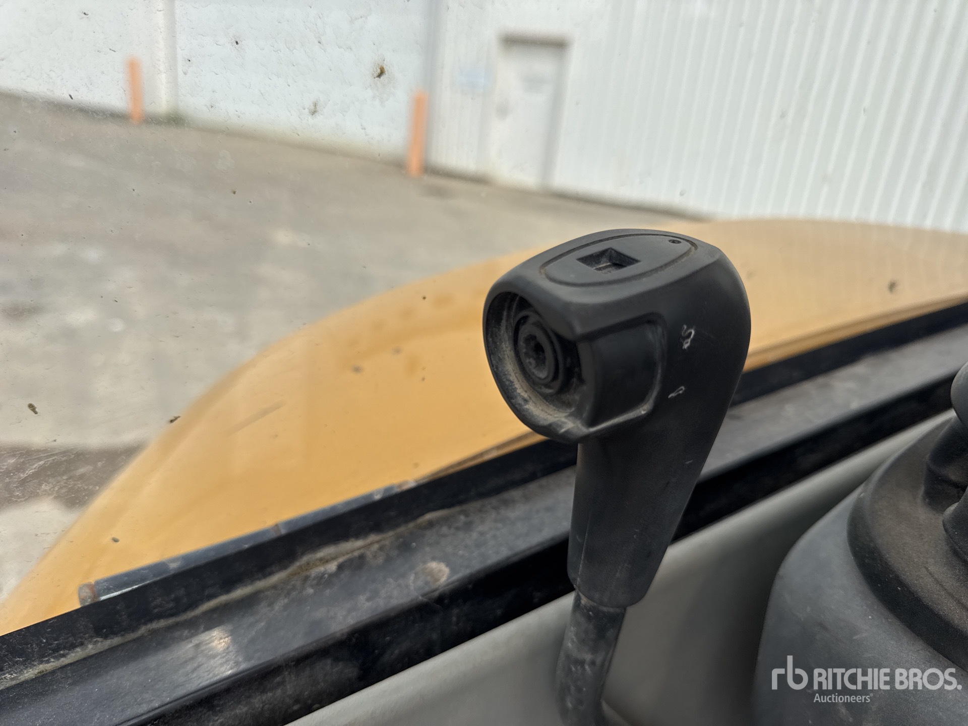 2013 Caterpillar 302.7D CR