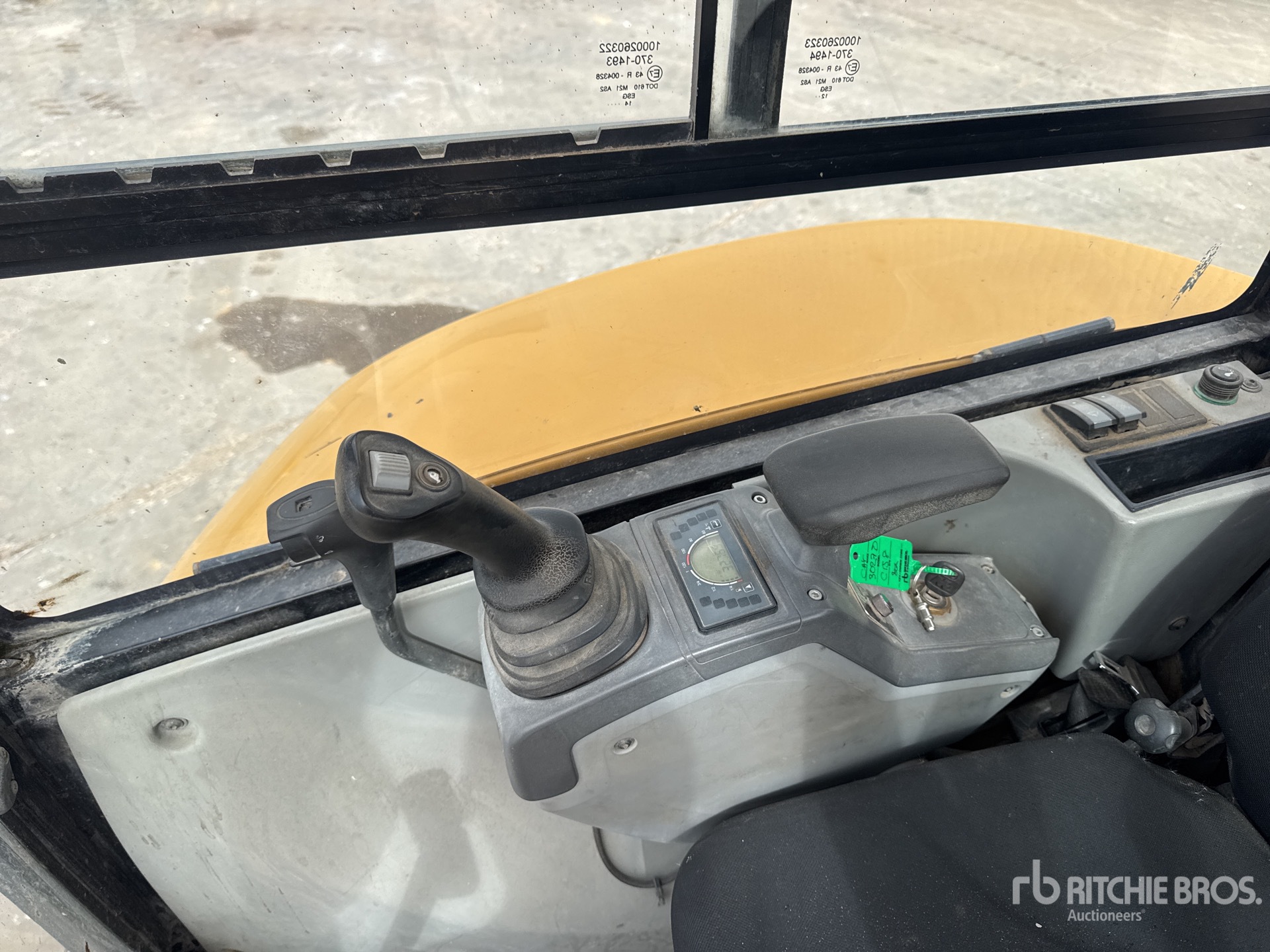 2013 Caterpillar 302.7D CR