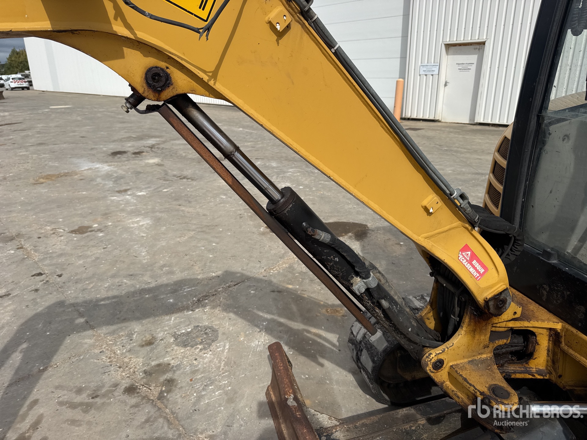 2013 Caterpillar 302.7D CR