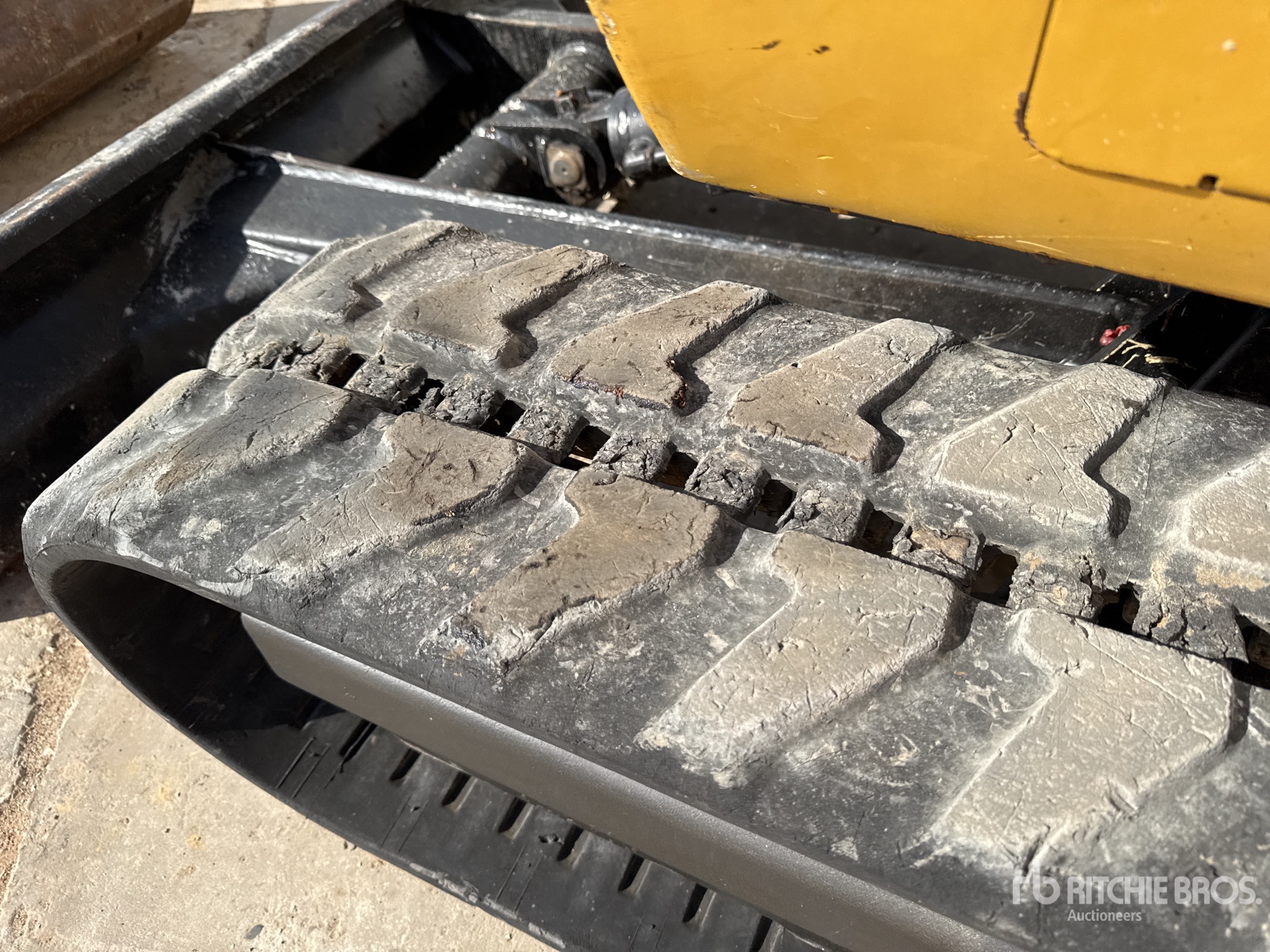 2013 Caterpillar 302.7D CR