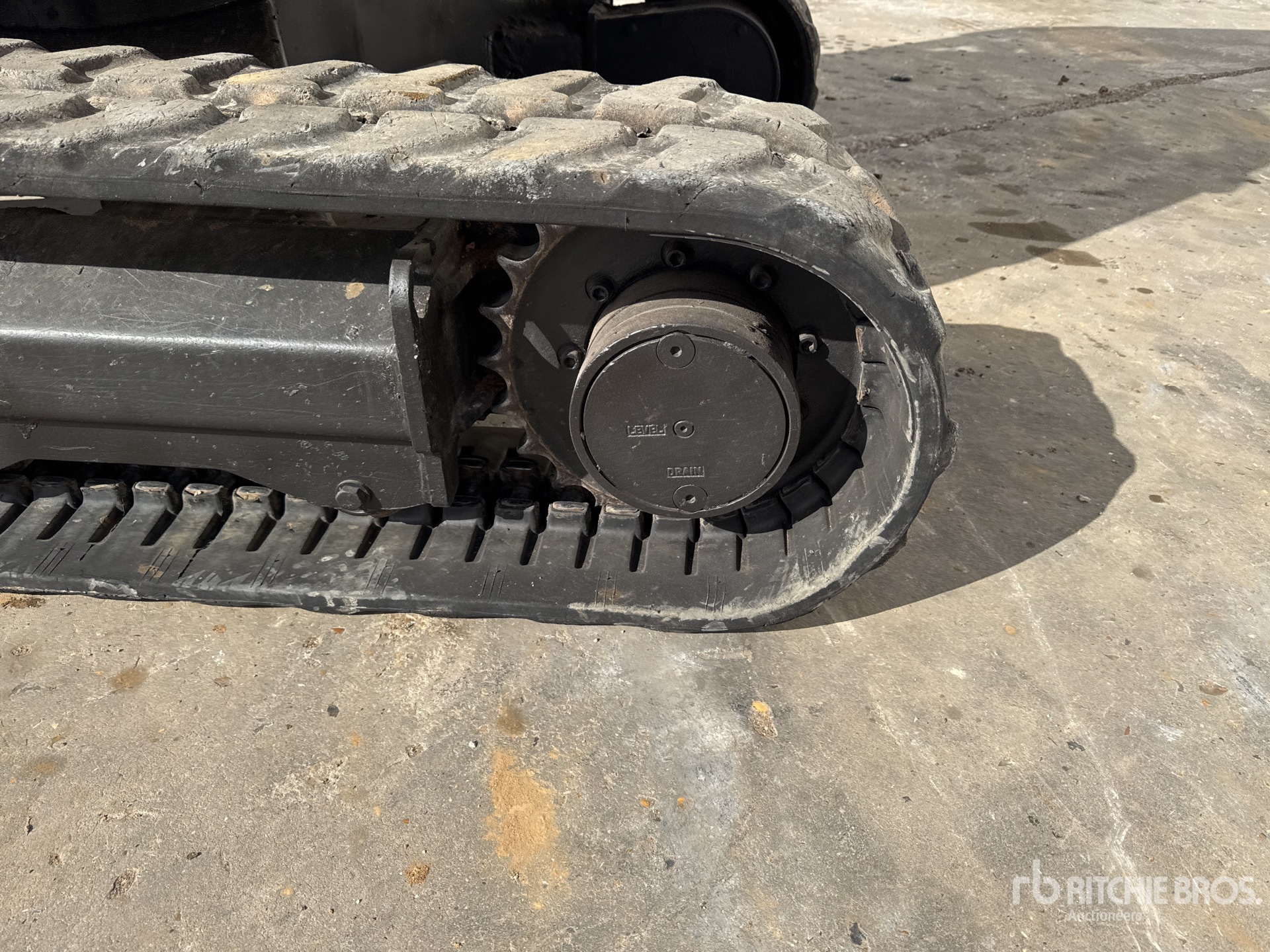 2013 Caterpillar 302.7D CR