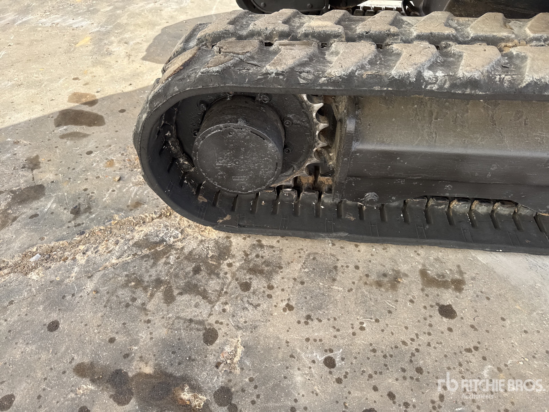 2013 Caterpillar 302.7D CR
