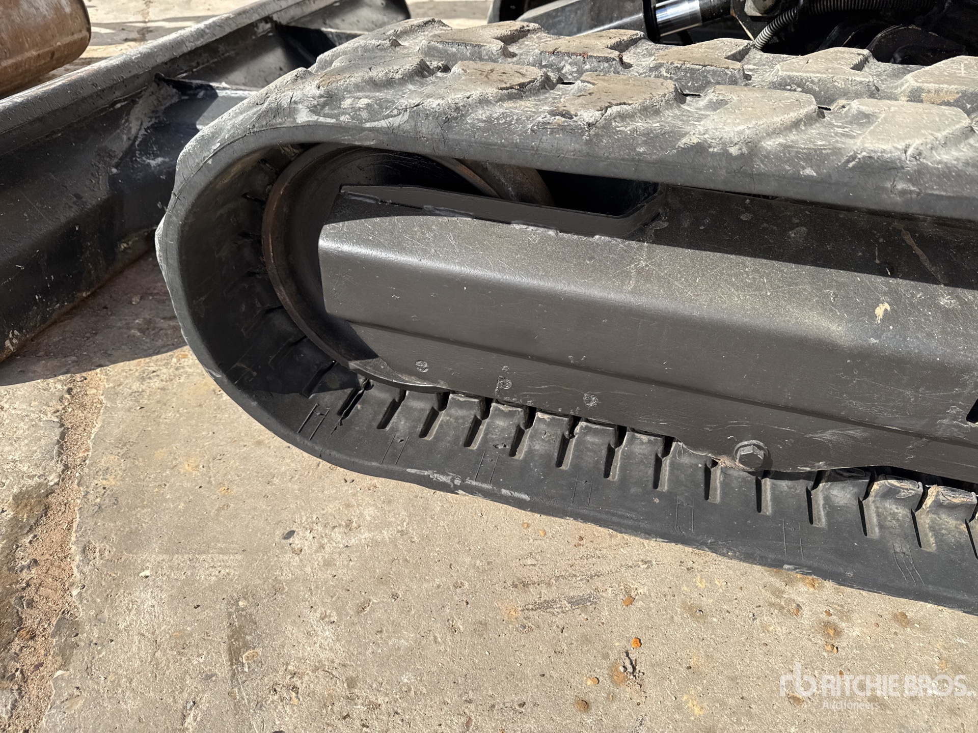 2013 Caterpillar 302.7D CR