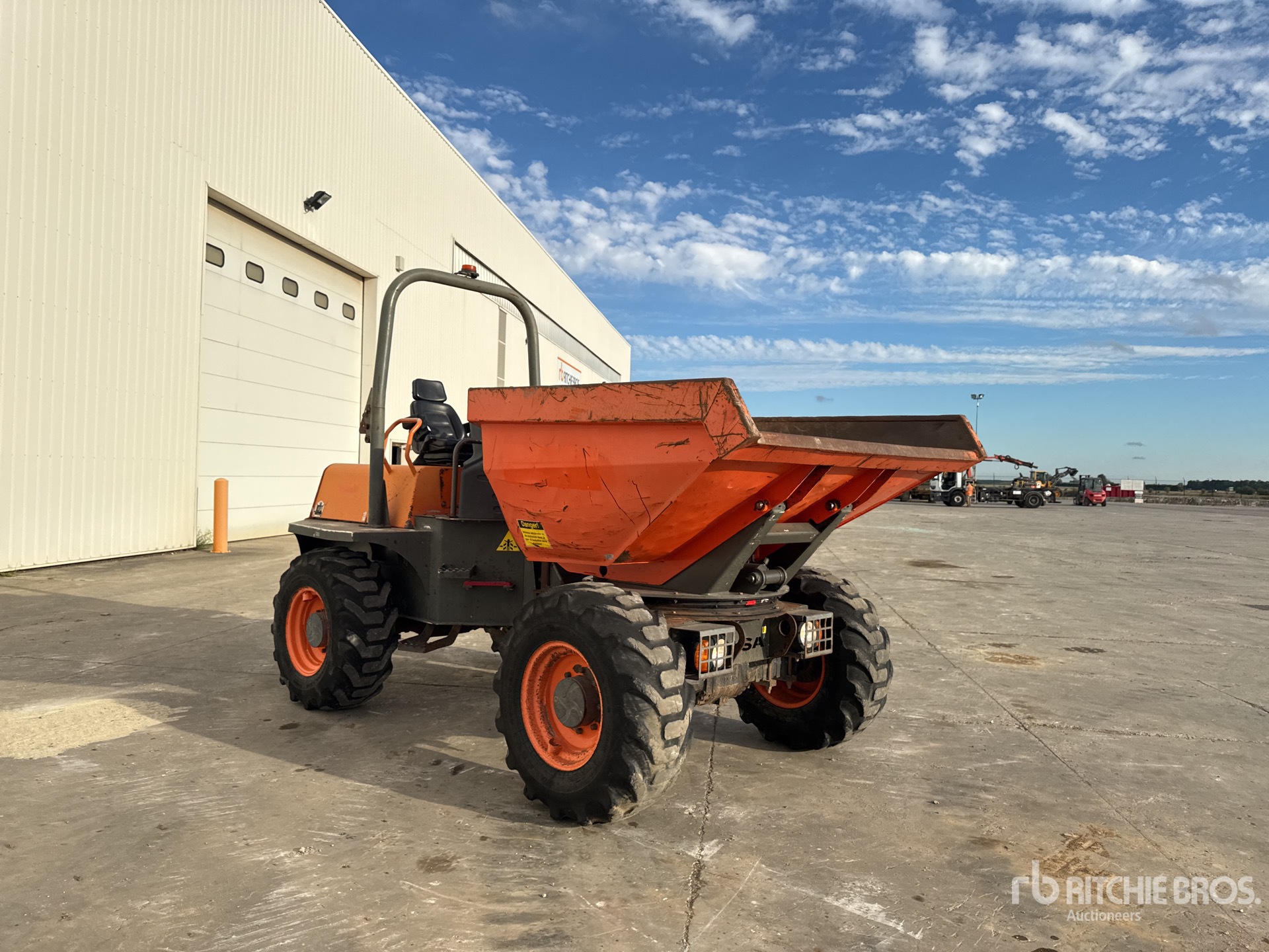 2013 Ausa D600APG