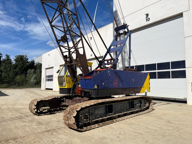 1979 Hitachi KH180 50 ton Lattice-Boom Crawler Crane