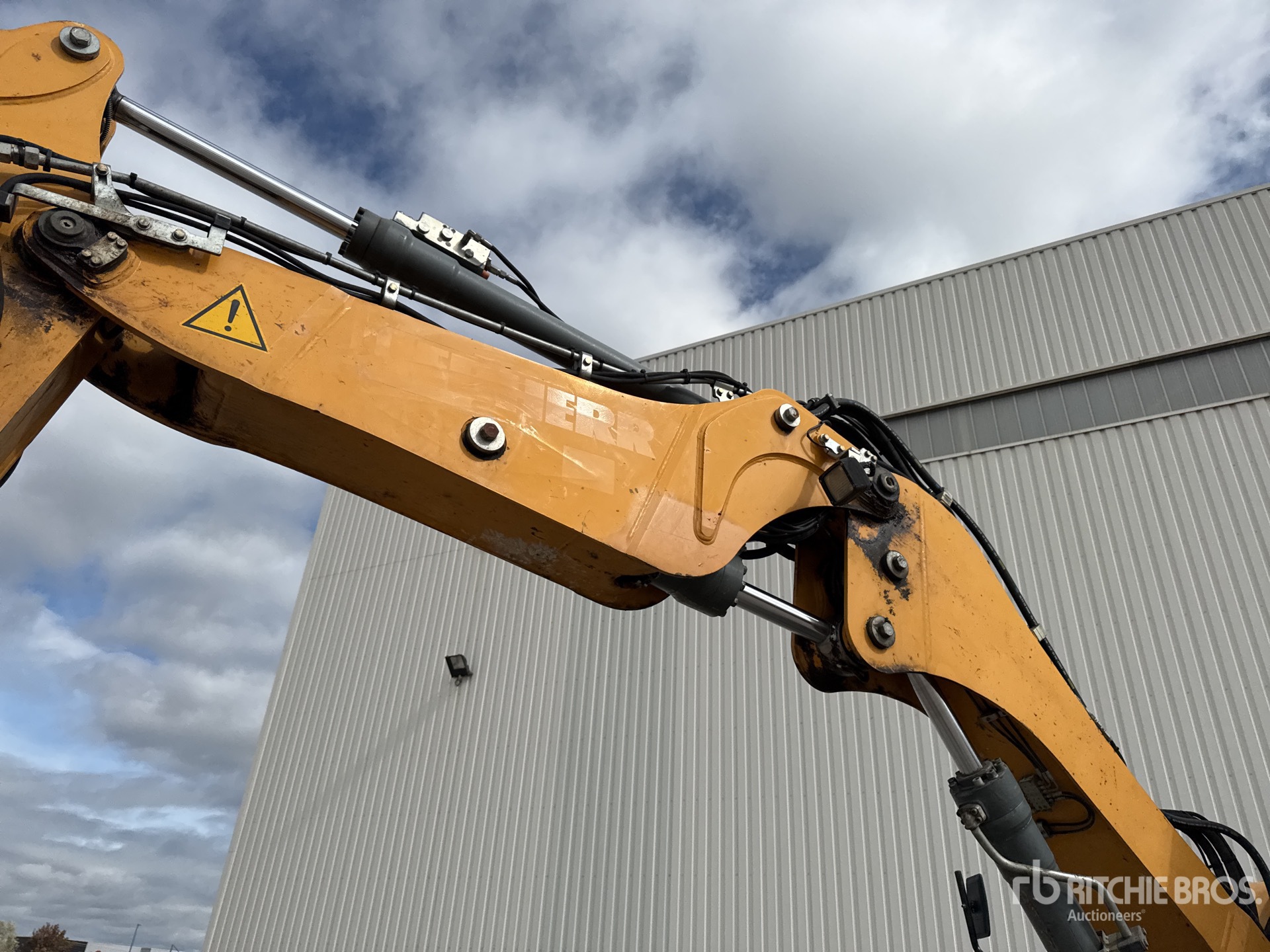2013 Liebherr A910 COMPACT