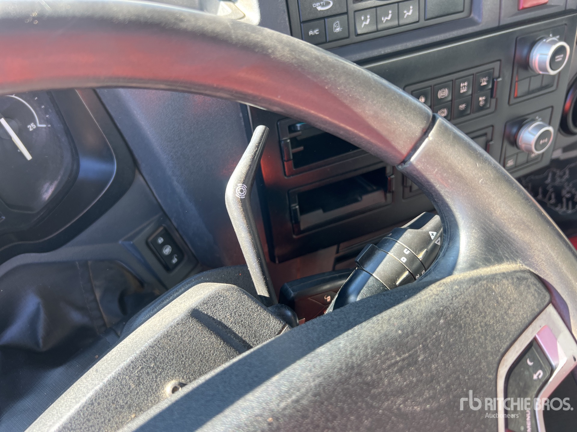 2019 Renault C440