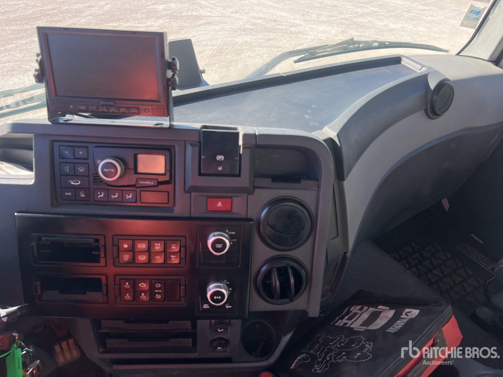 2019 Renault C440