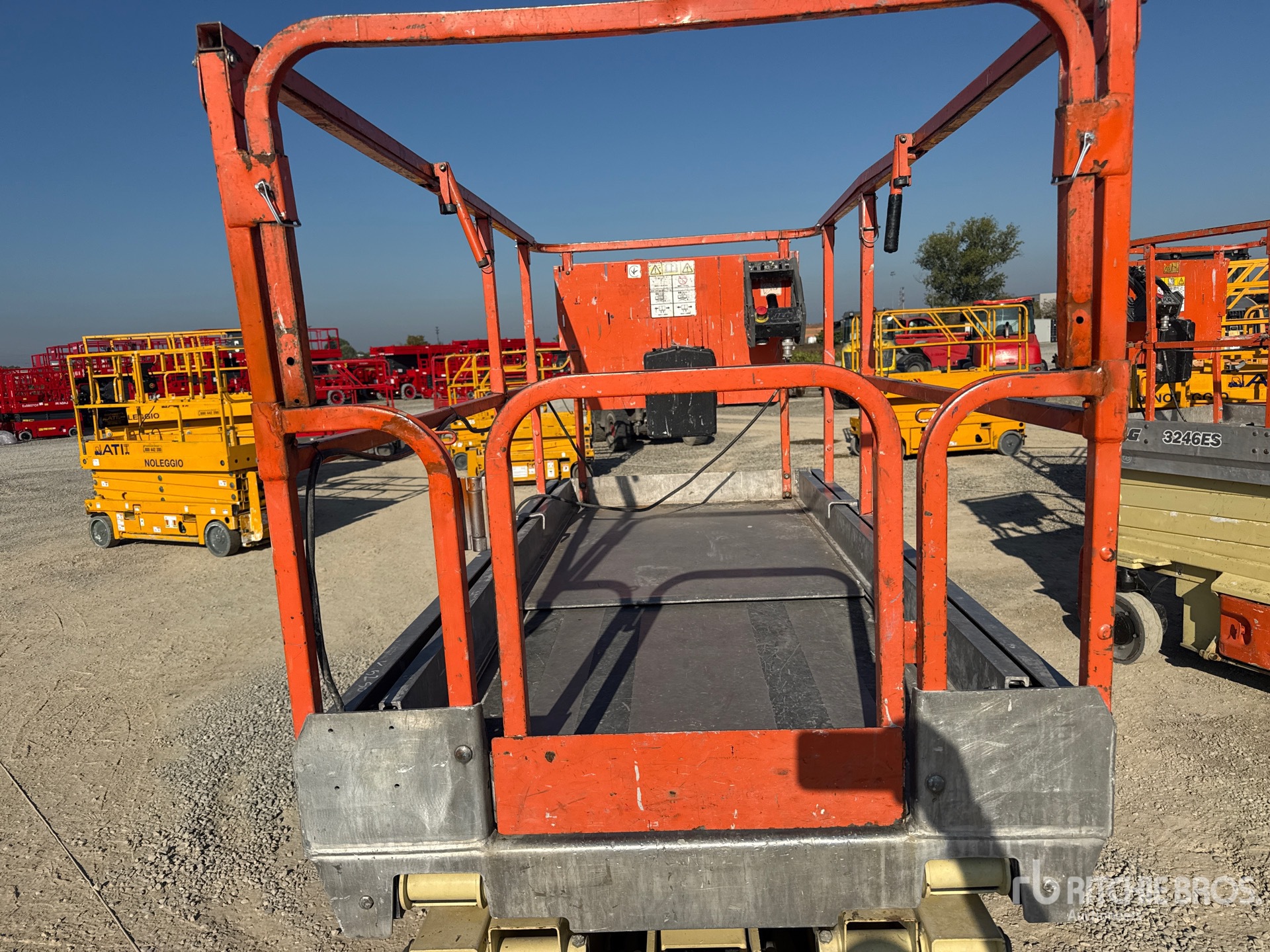 2007 JLG 2646ES