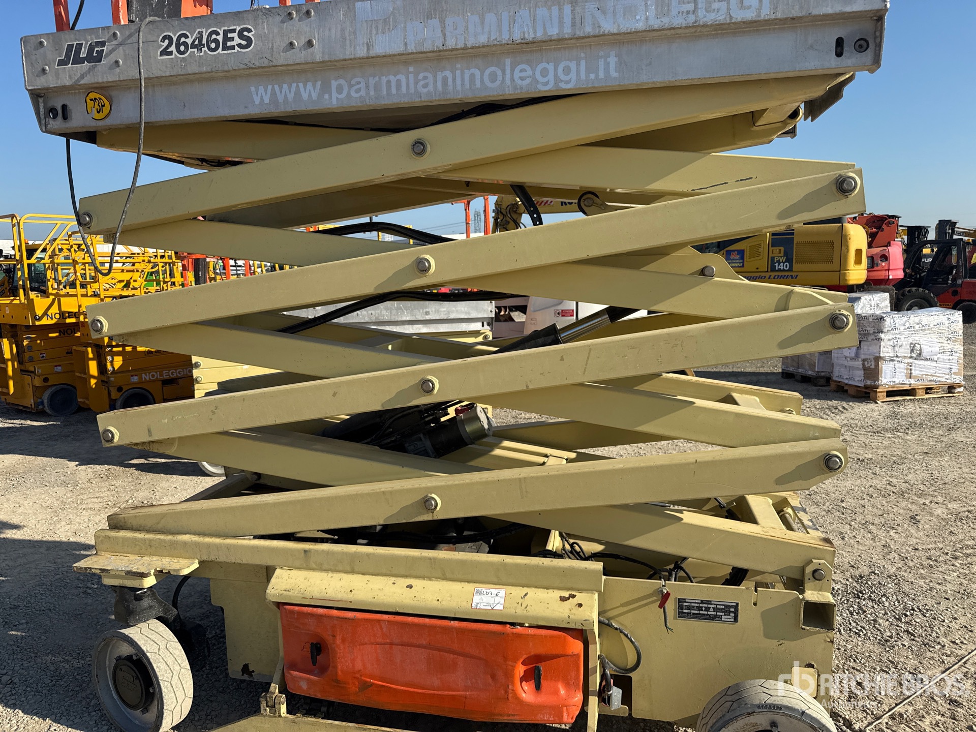 2007 JLG 2646ES