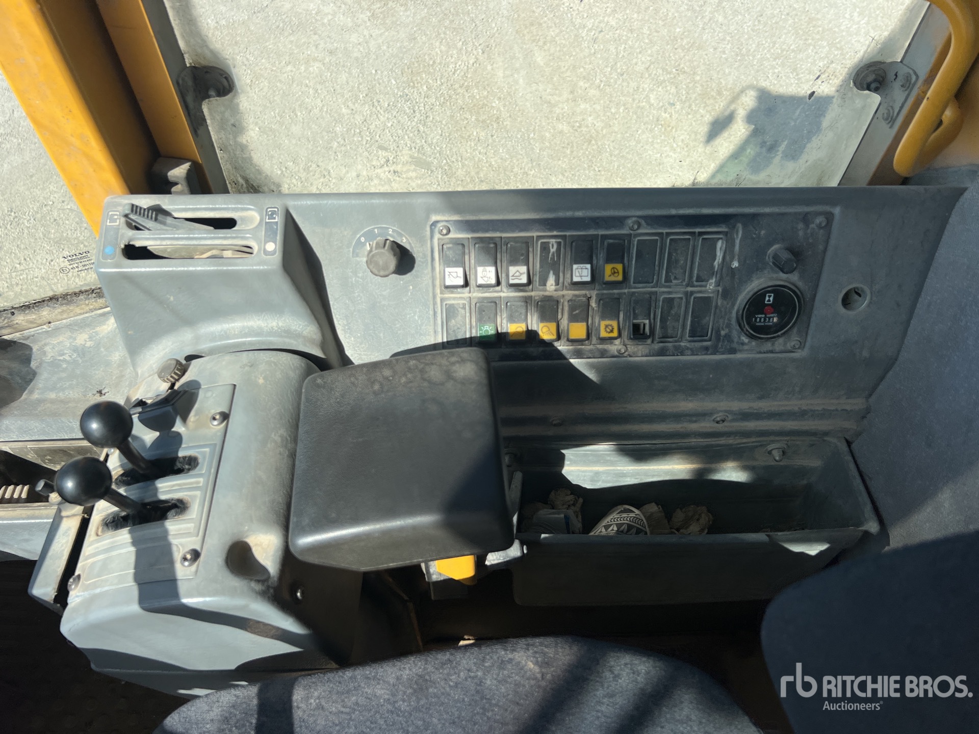 1997 Volvo L90C