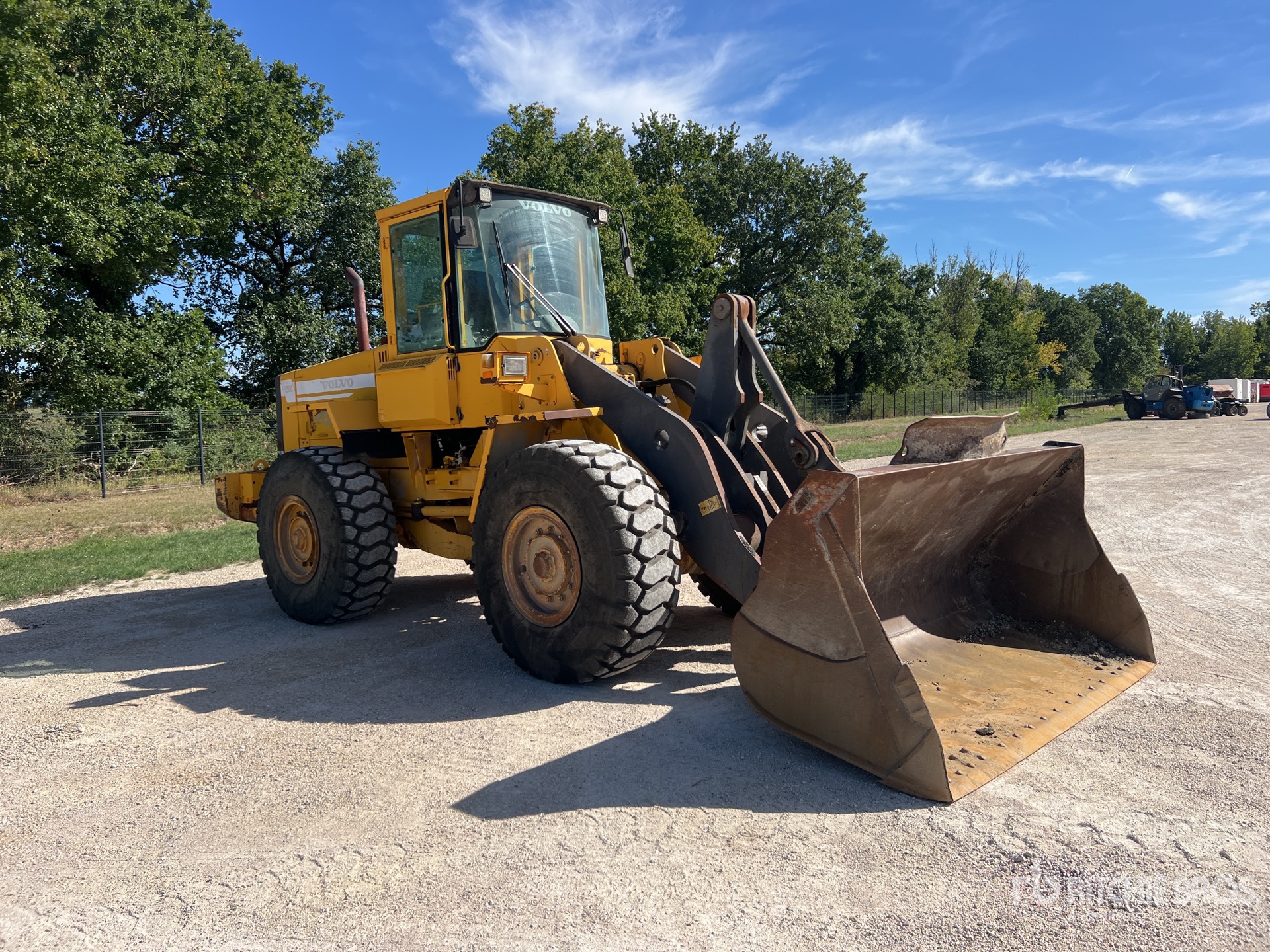 1997 Volvo L90C