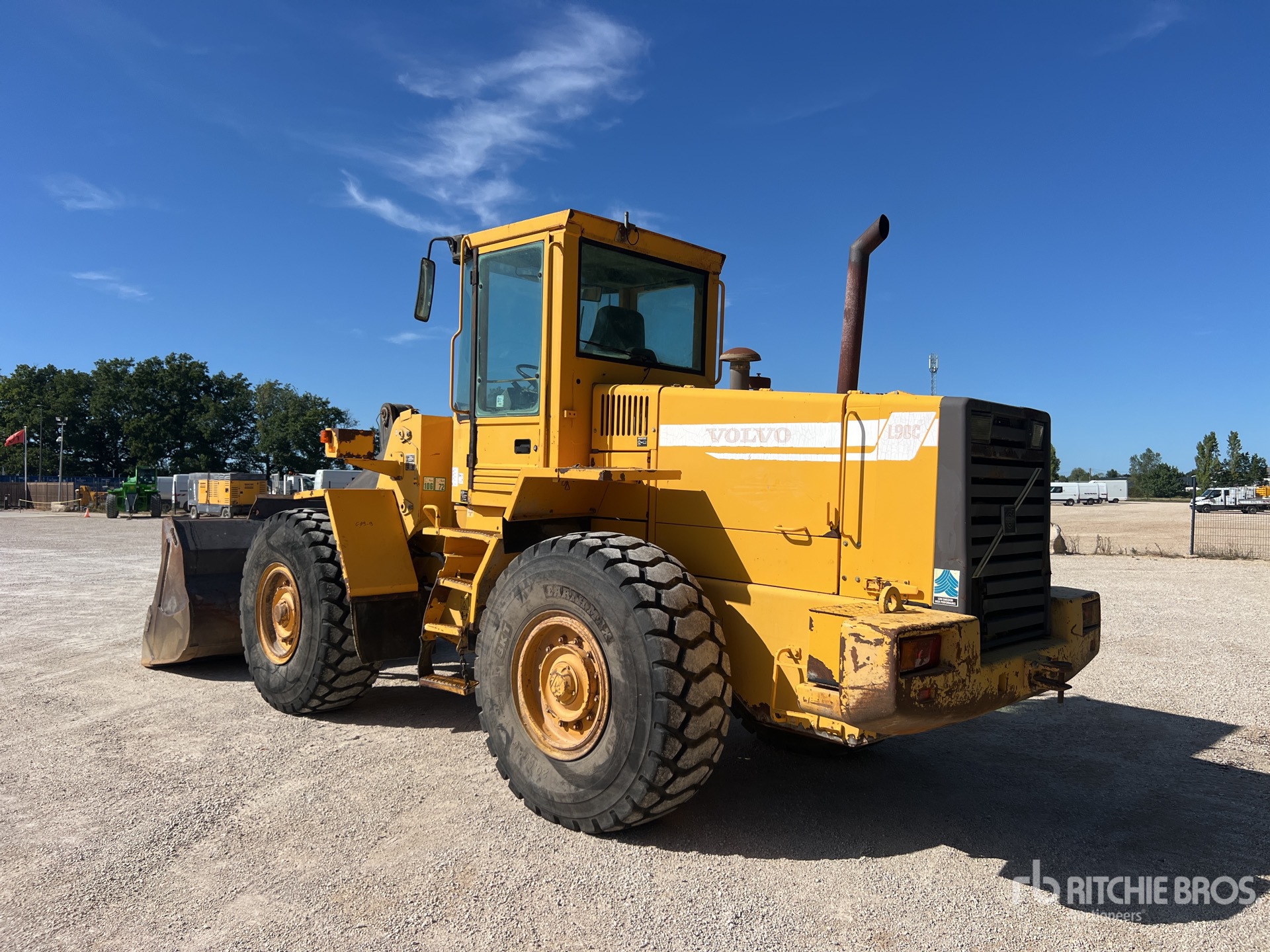 1997 Volvo L90C