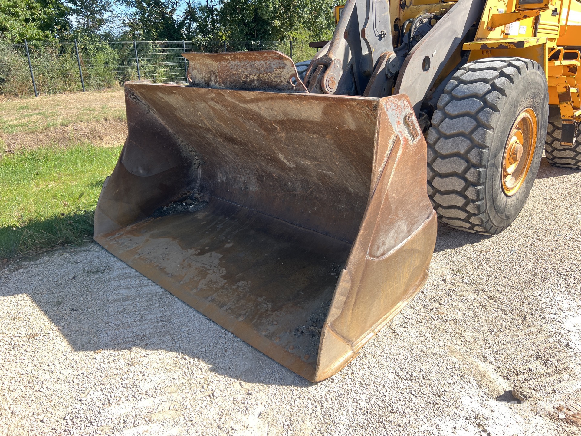 1997 Volvo L90C