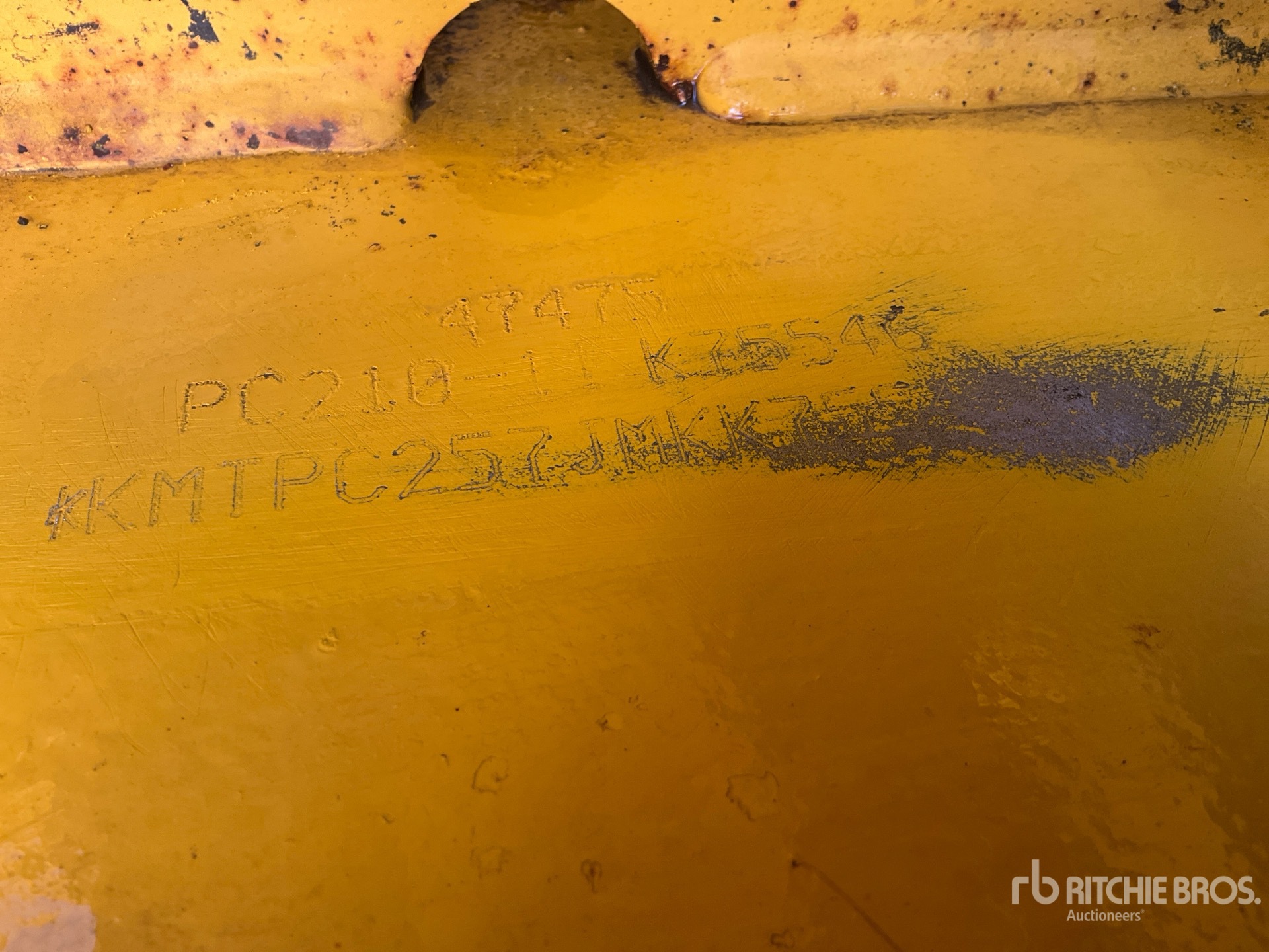 2021 Komatsu PC210LC-11E0