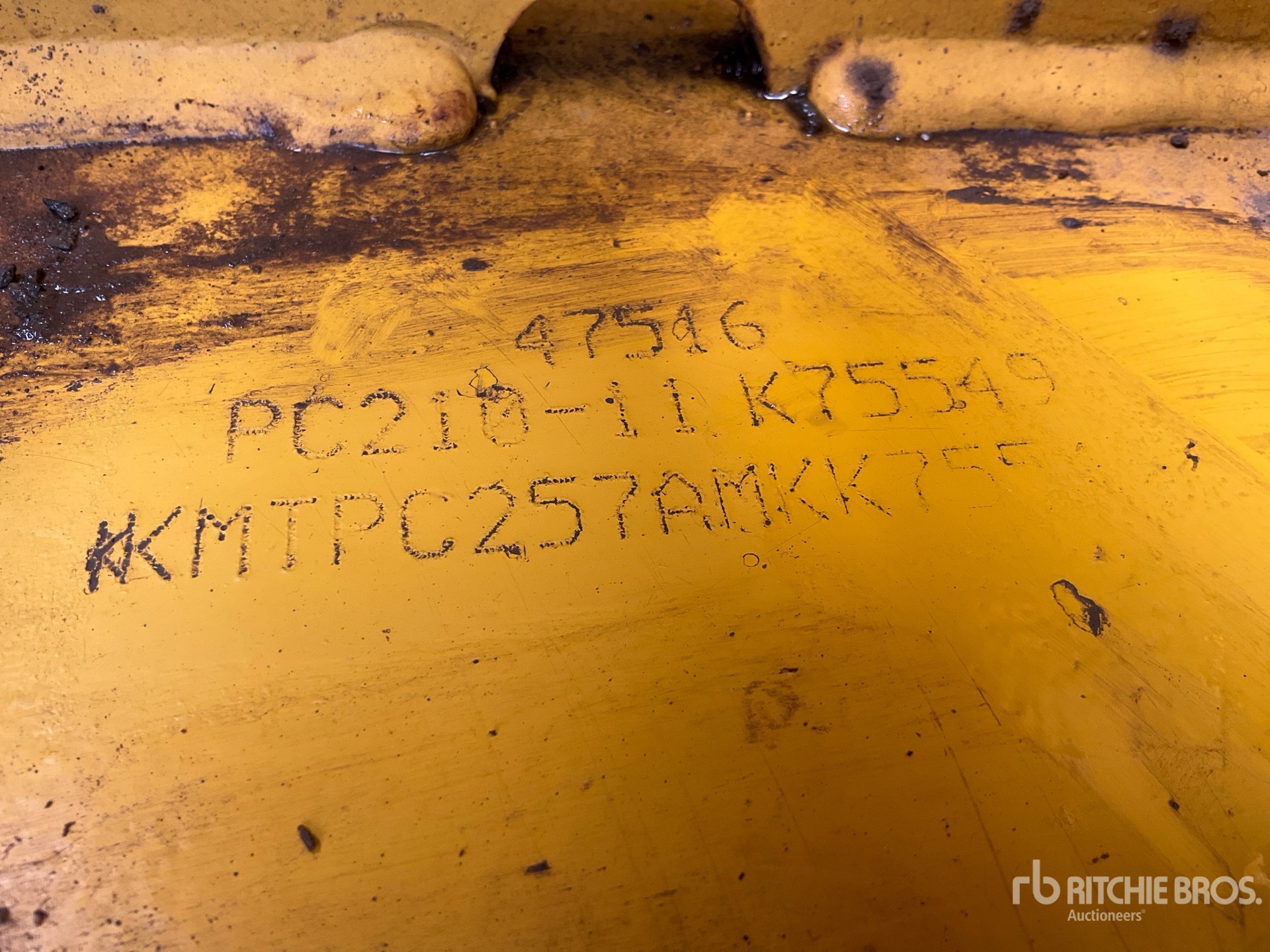 2021 Komatsu PC210LC-11E0