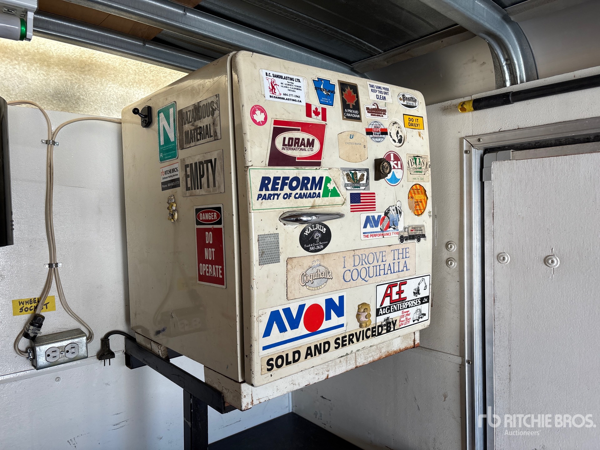 2005 Wells Cargo T/A