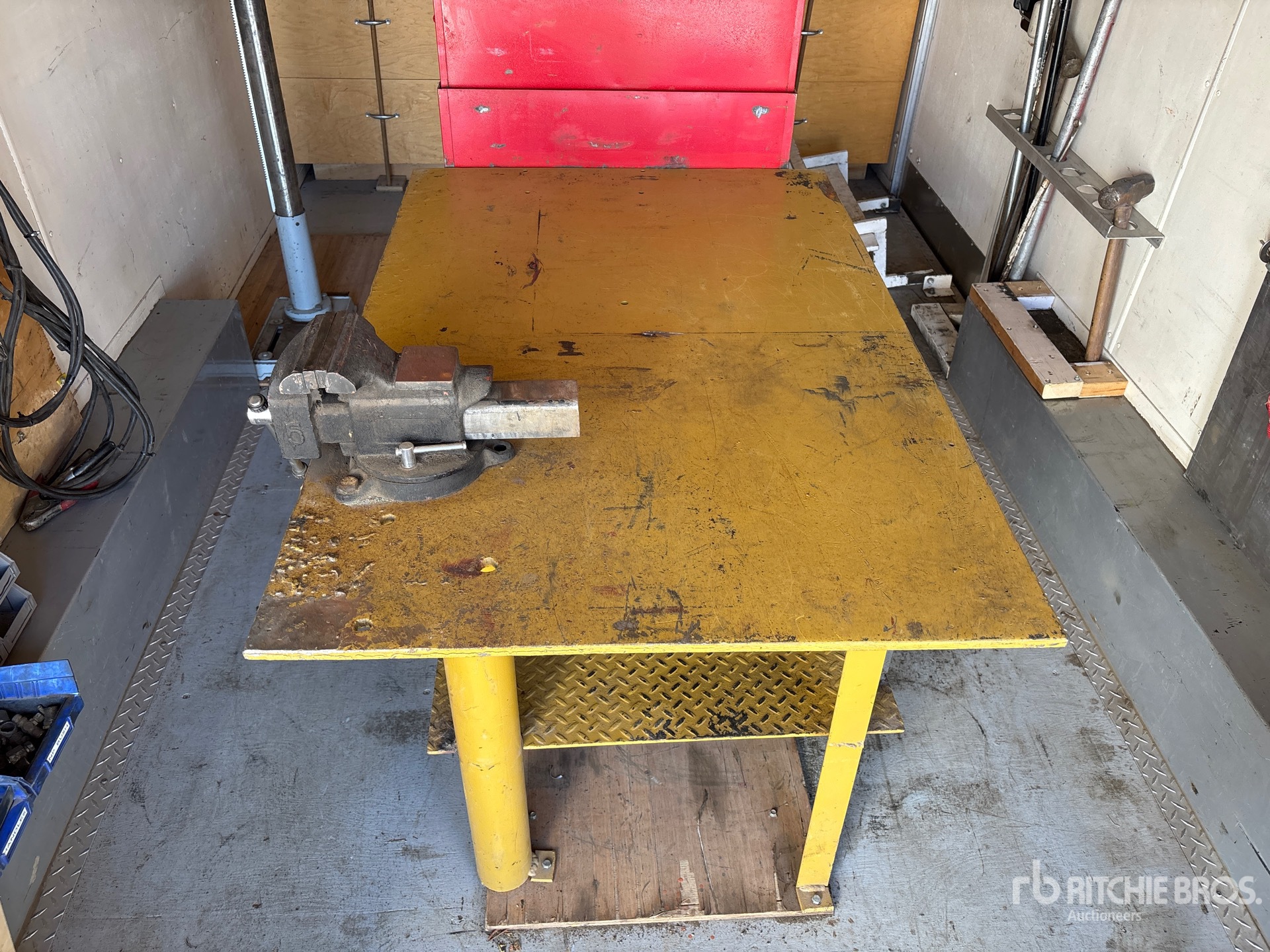 2005 Wells Cargo T/A