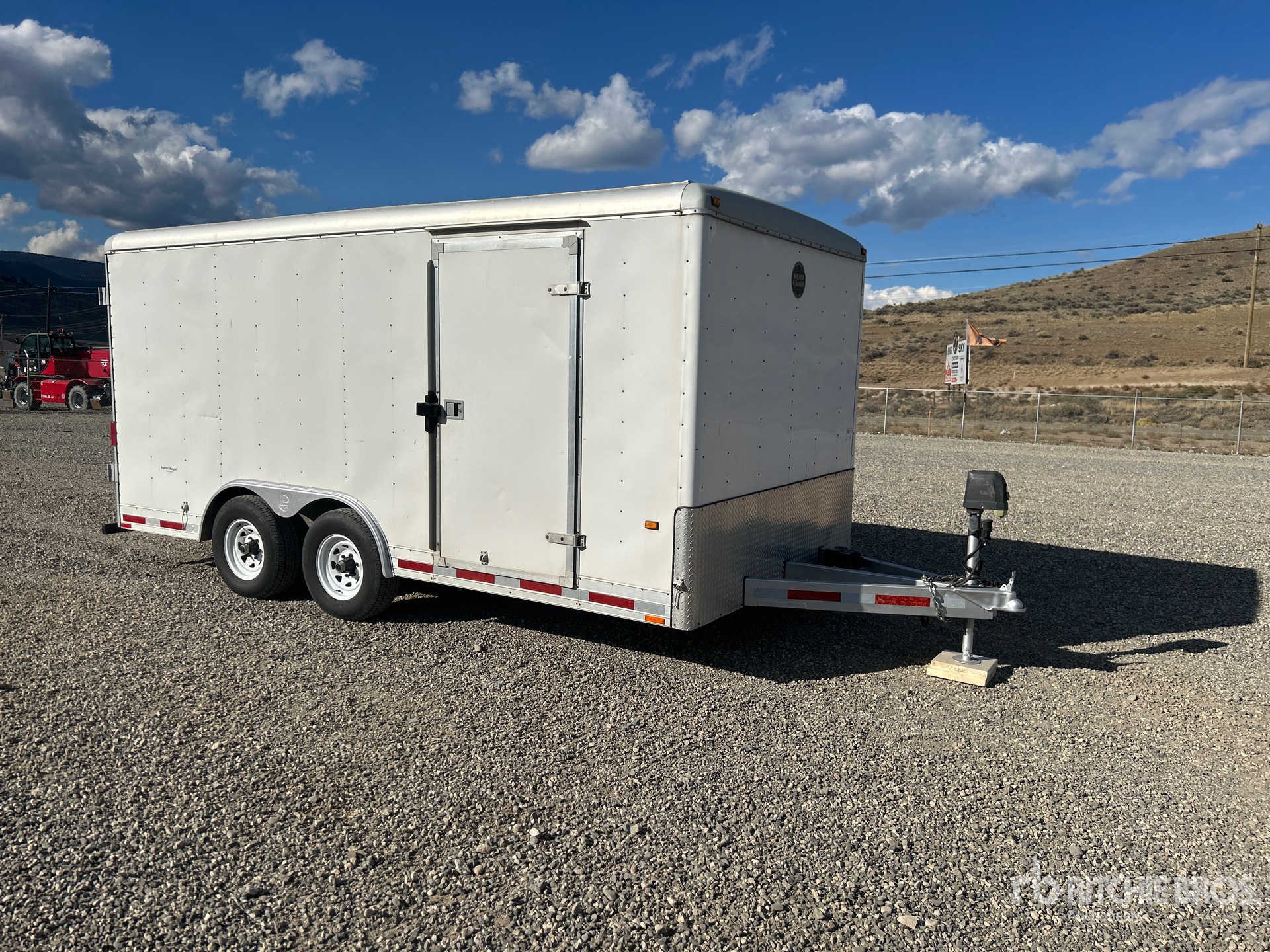 Photo of 2005 Wells Cargo T/A