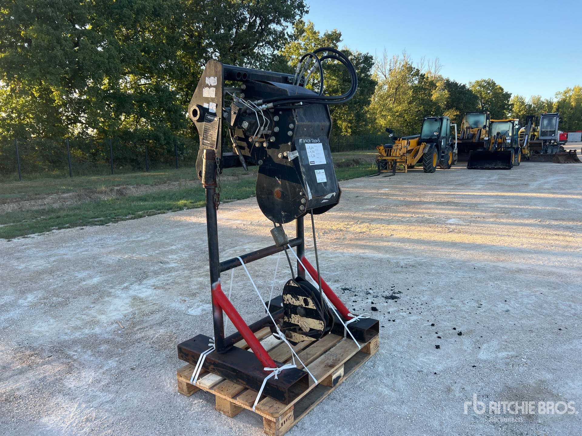 2012 Manitou 5 TON