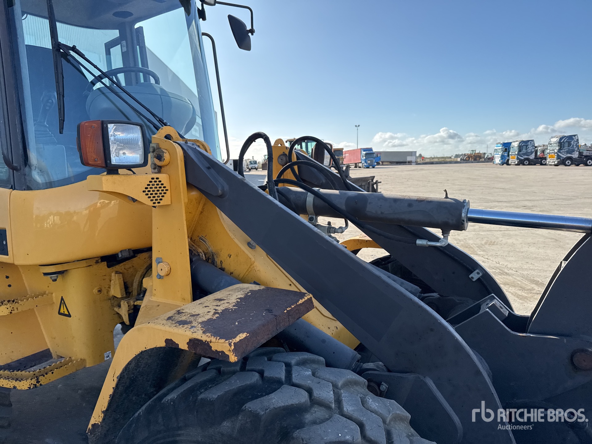 2014 Volvo L30G