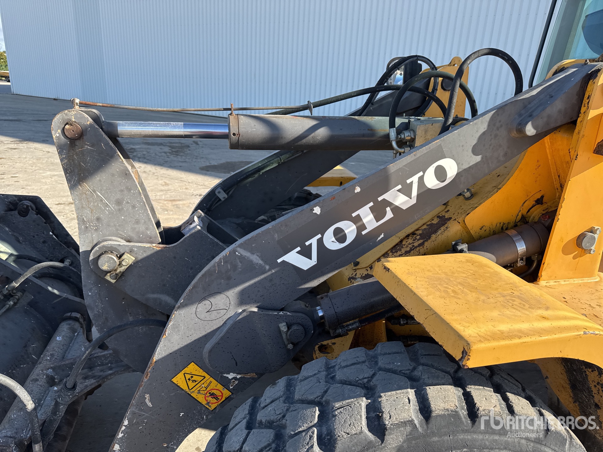 2017 Volvo L30G