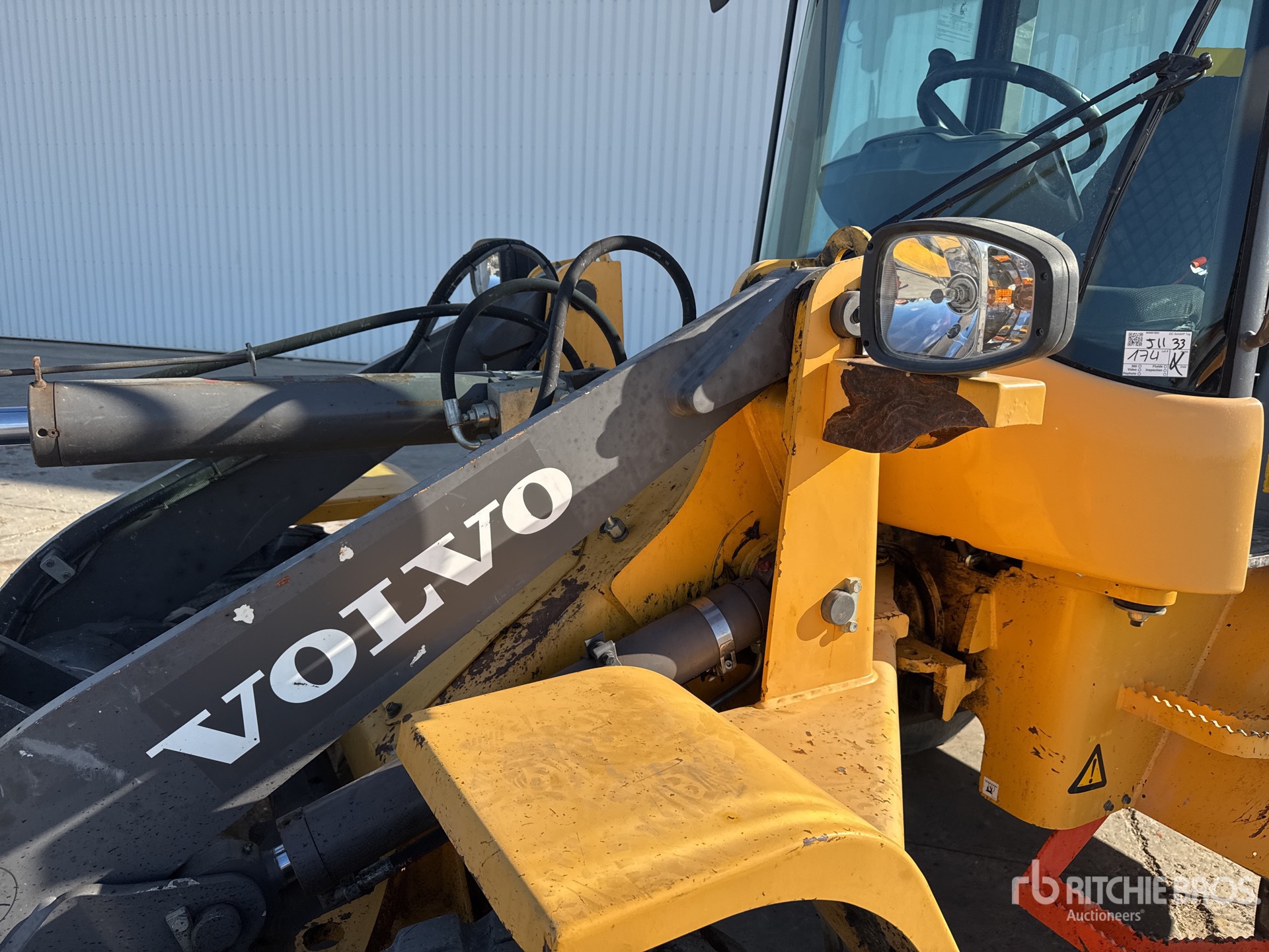 2017 Volvo L30G